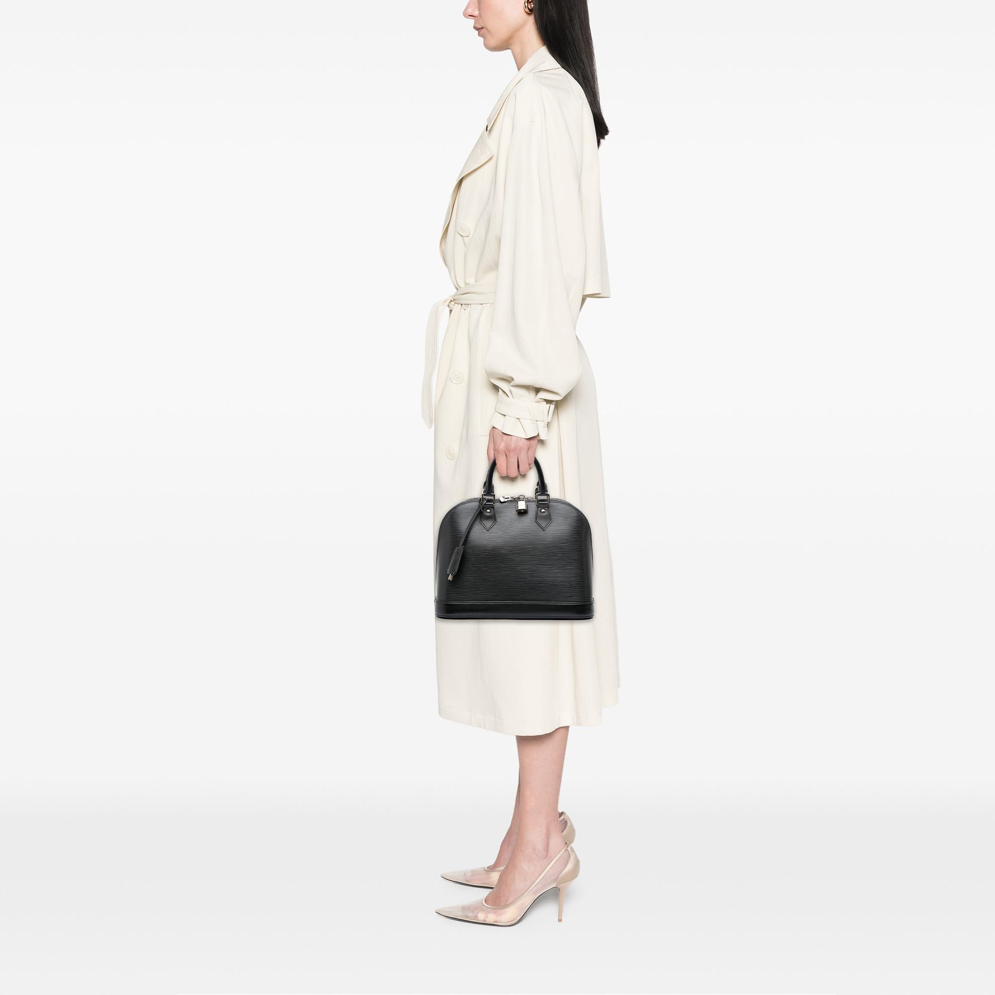 Louis Vuitton Epi Alma PM