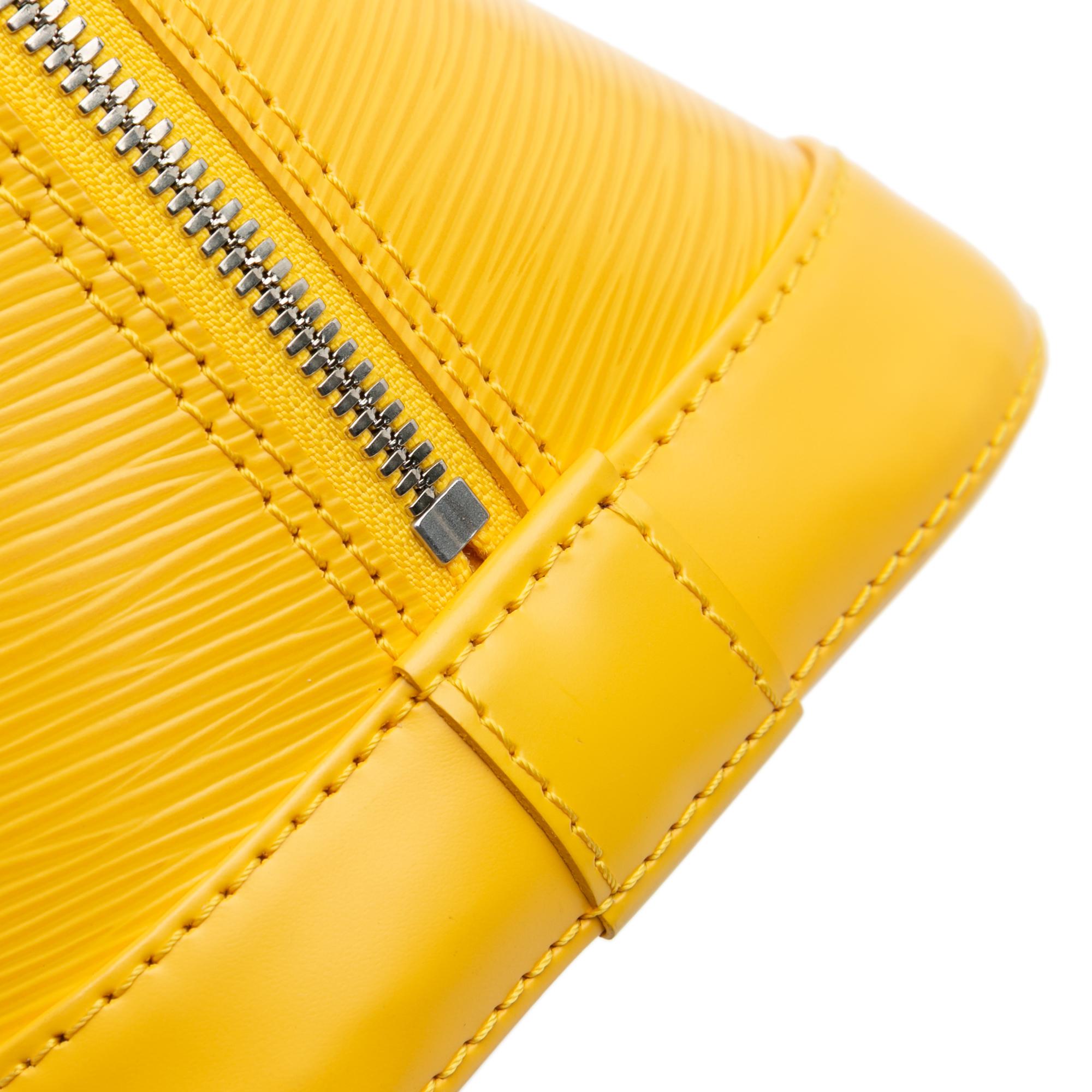 Louis Vuitton Epi Alma PM