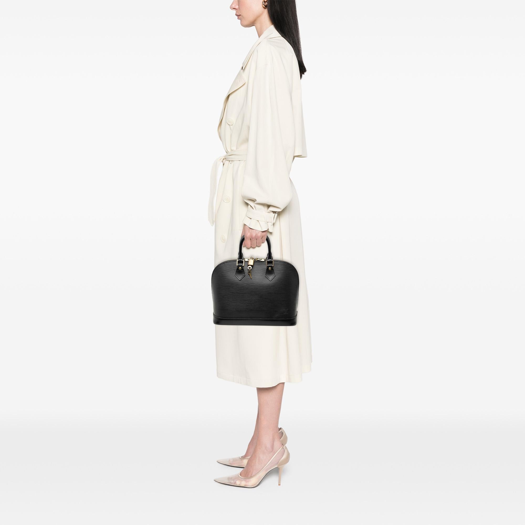 Louis Vuitton Epi Alma PM