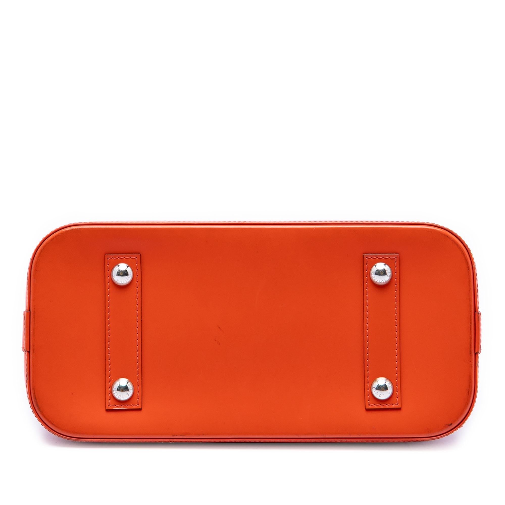 Louis Vuitton Epi Alma PM