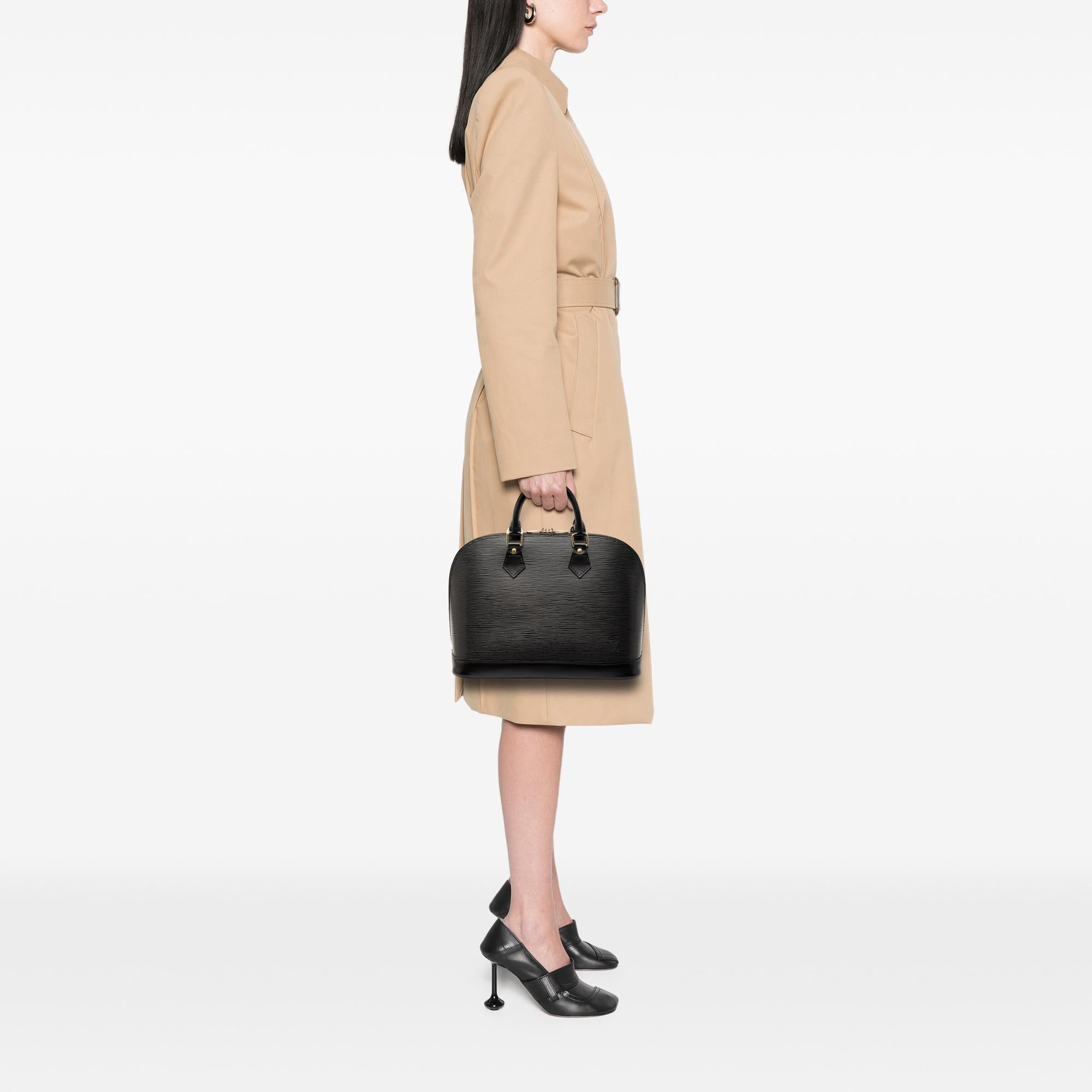 Louis Vuitton Epi Alma PM