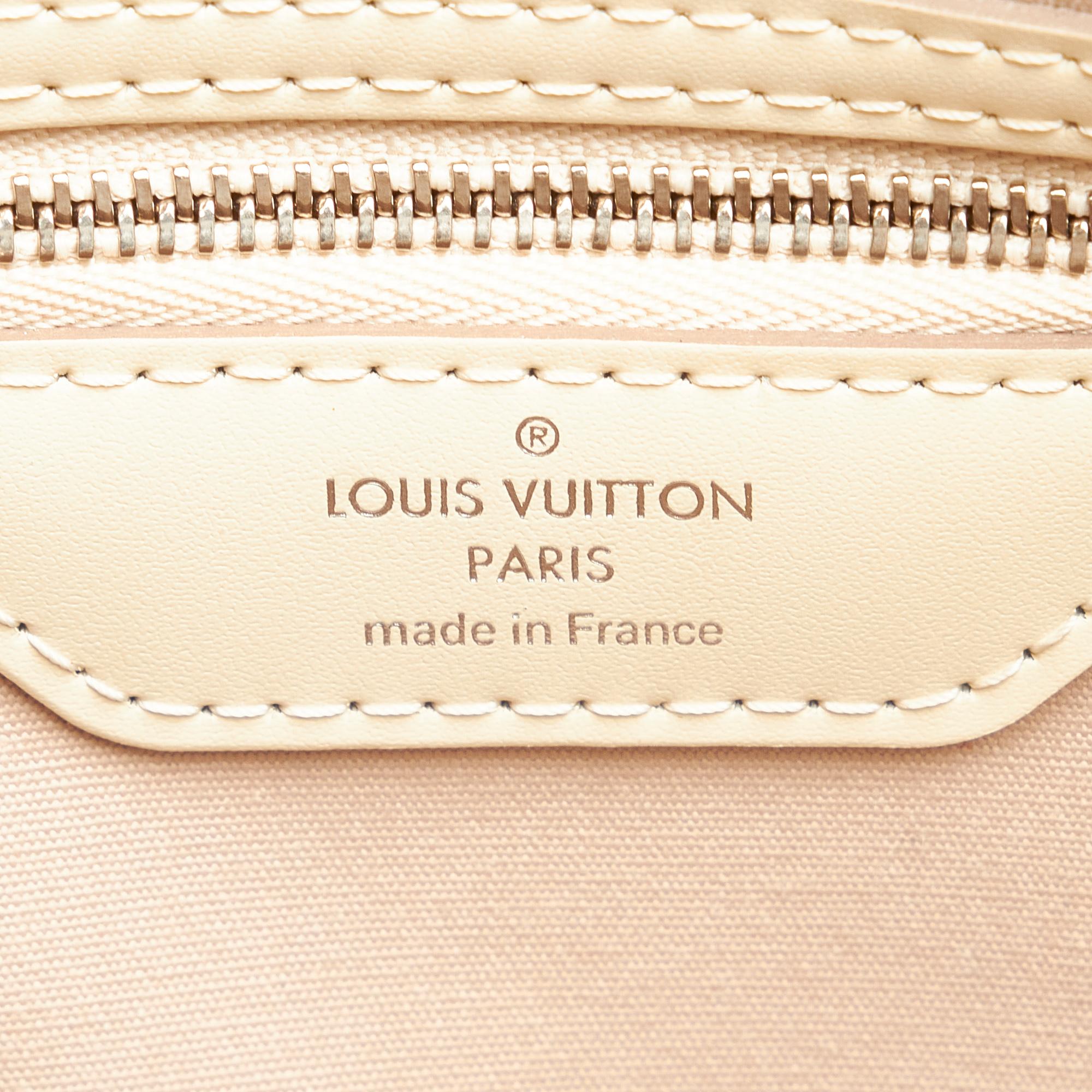 Louis Vuitton Epi Brea MM (SHG-M8MXDe)