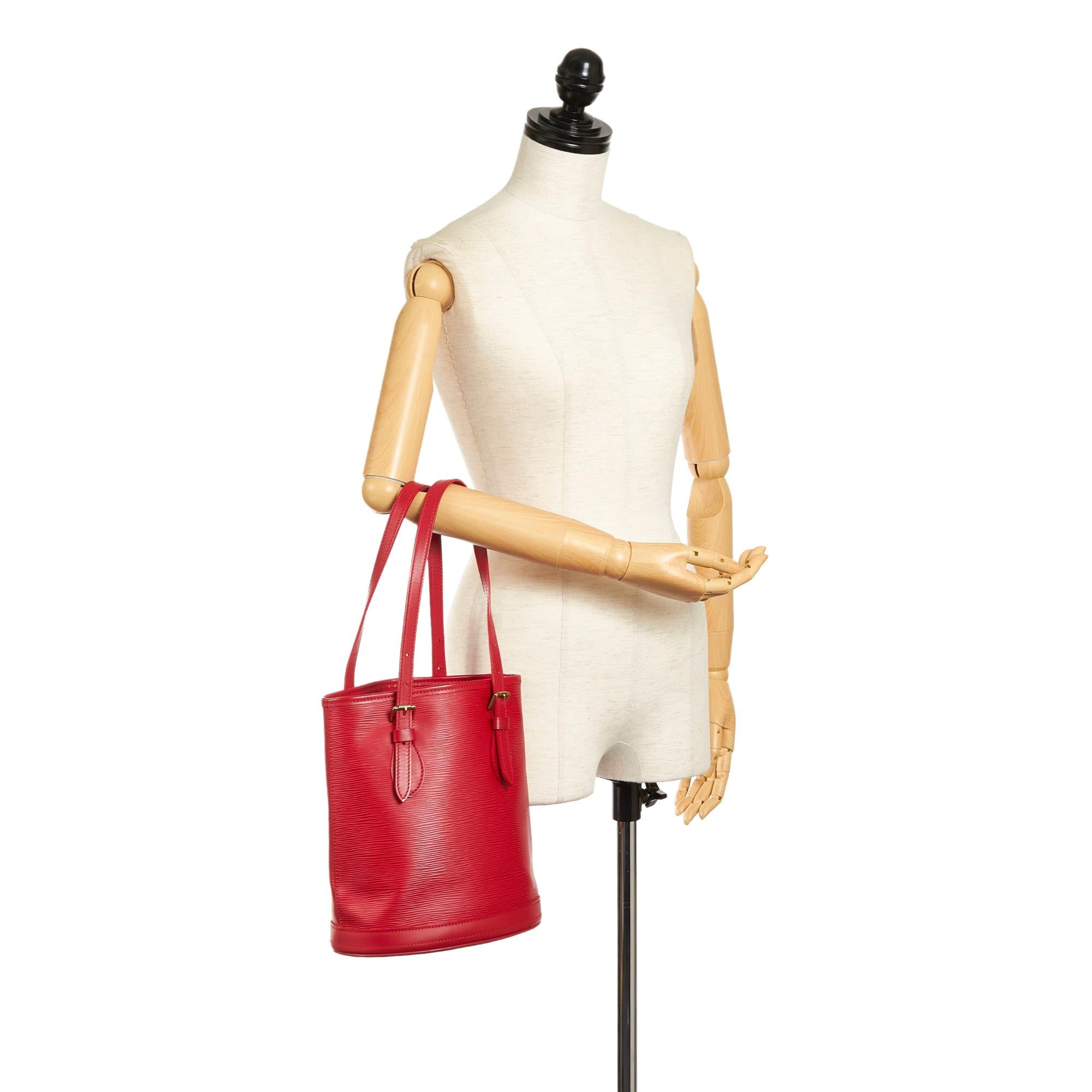 Louis Vuitton Epi Bucket PM (SHG-37292)
