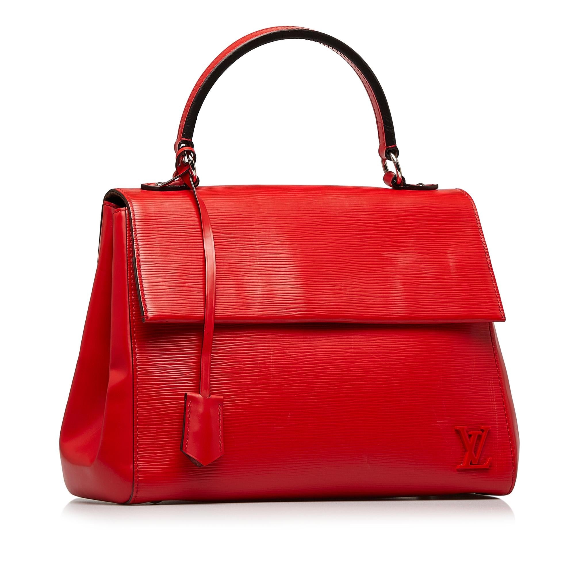 Louis Vuitton Epi Cluny BB (SHG-F2Ob66)