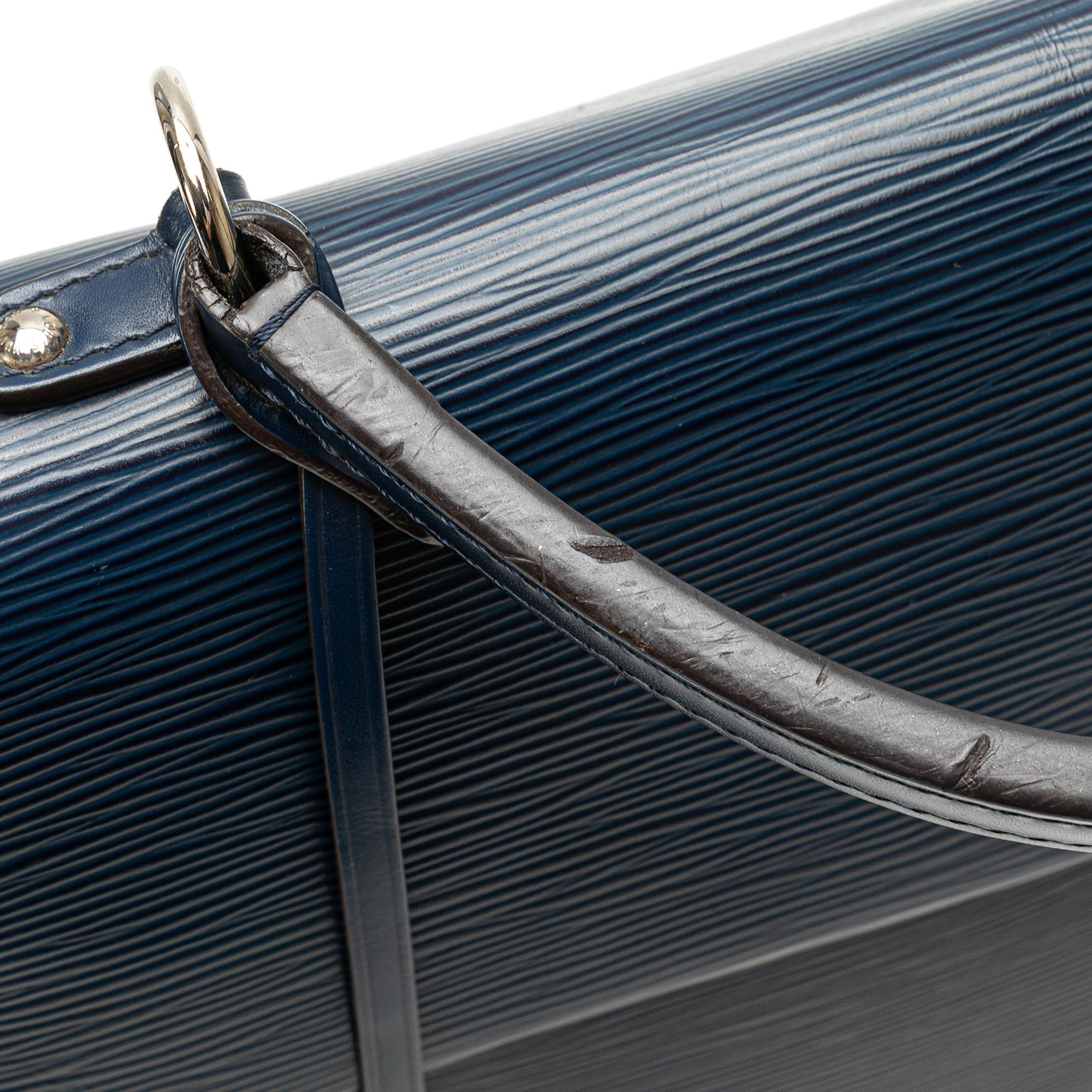 Louis Vuitton Epi Cluny MM