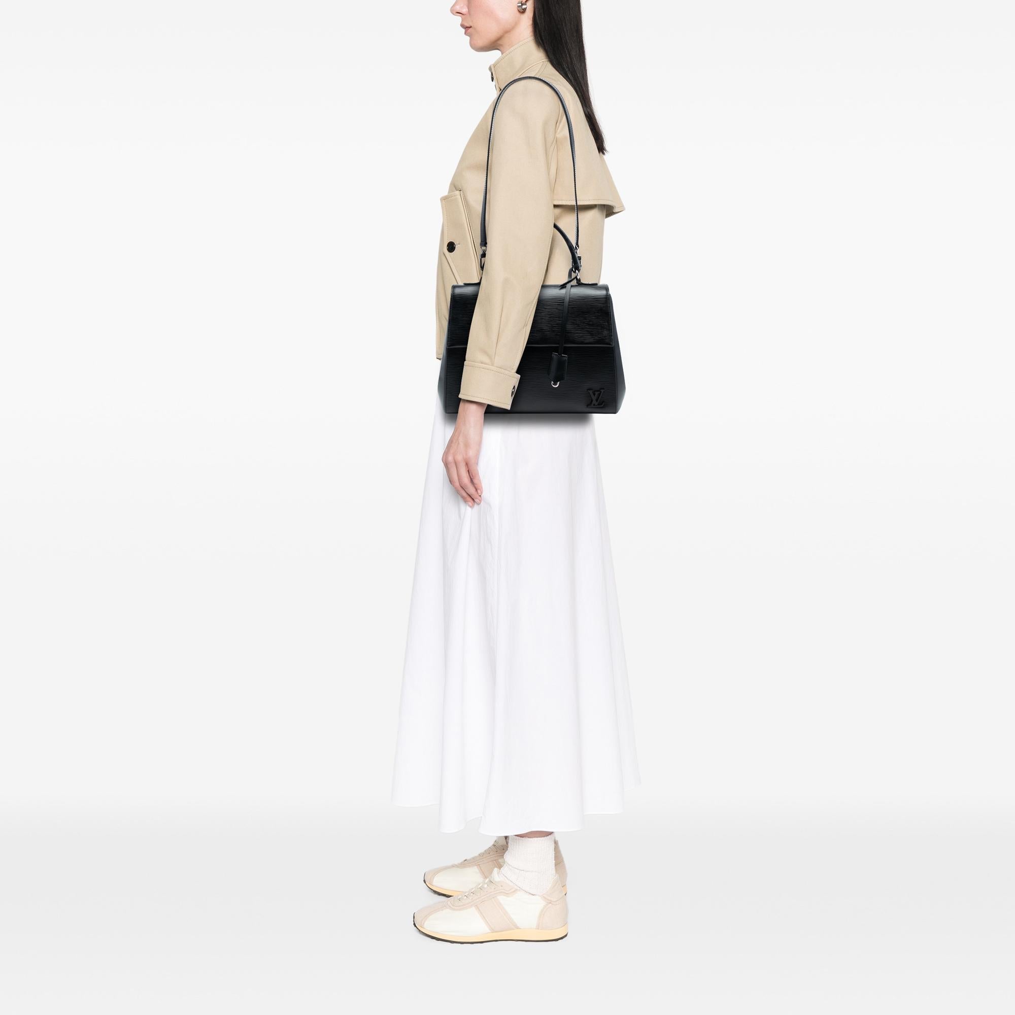 Louis Vuitton Epi Cluny MM
