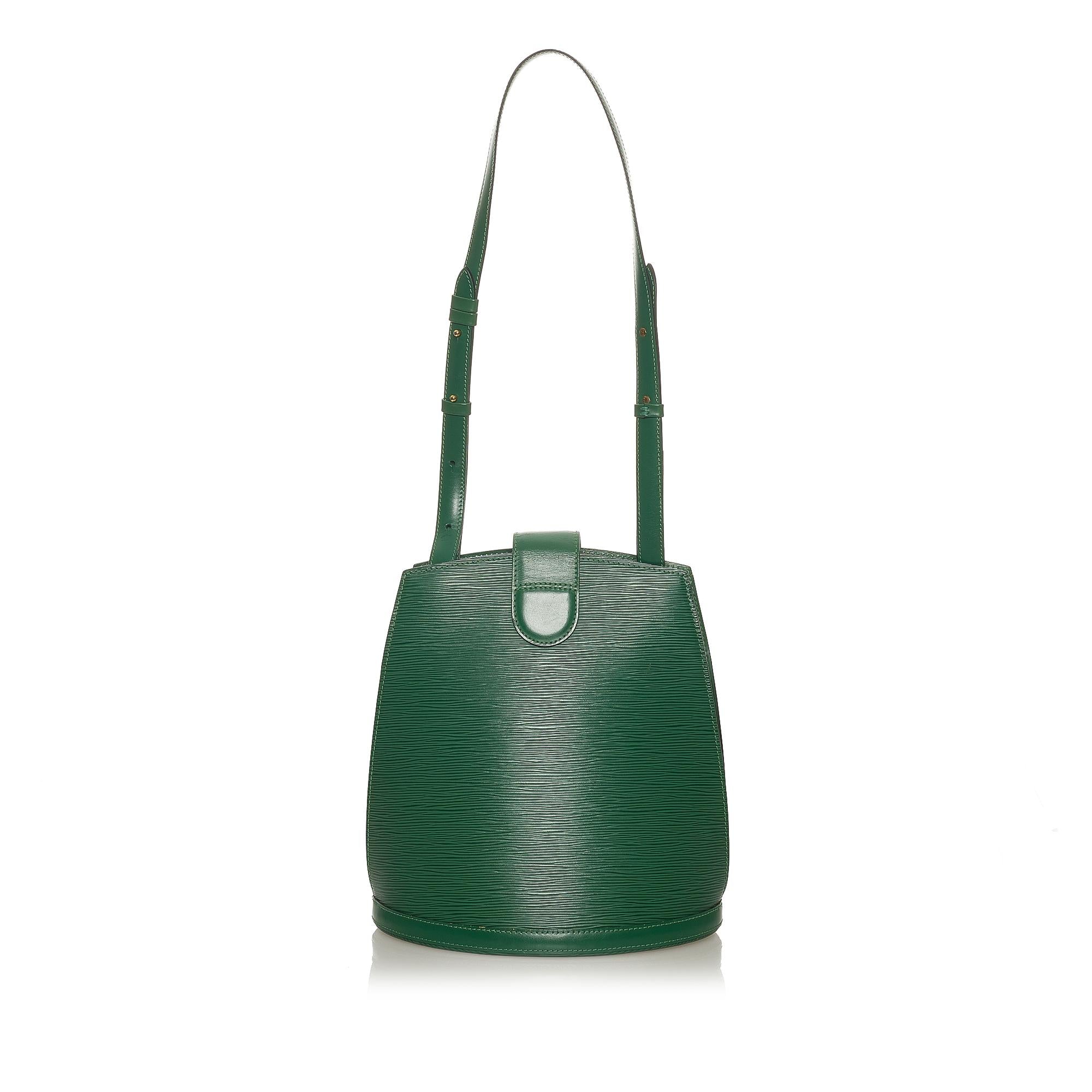 Louis Vuitton Epi Cluny (SHG-27407)