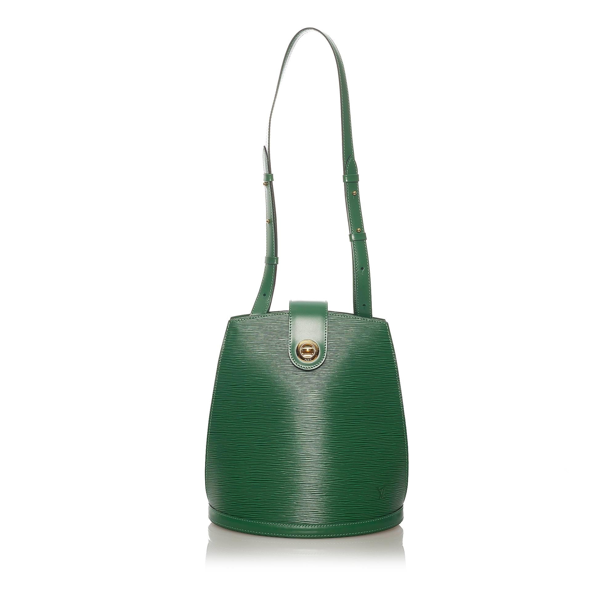 Louis Vuitton Epi Cluny (SHG-27880)