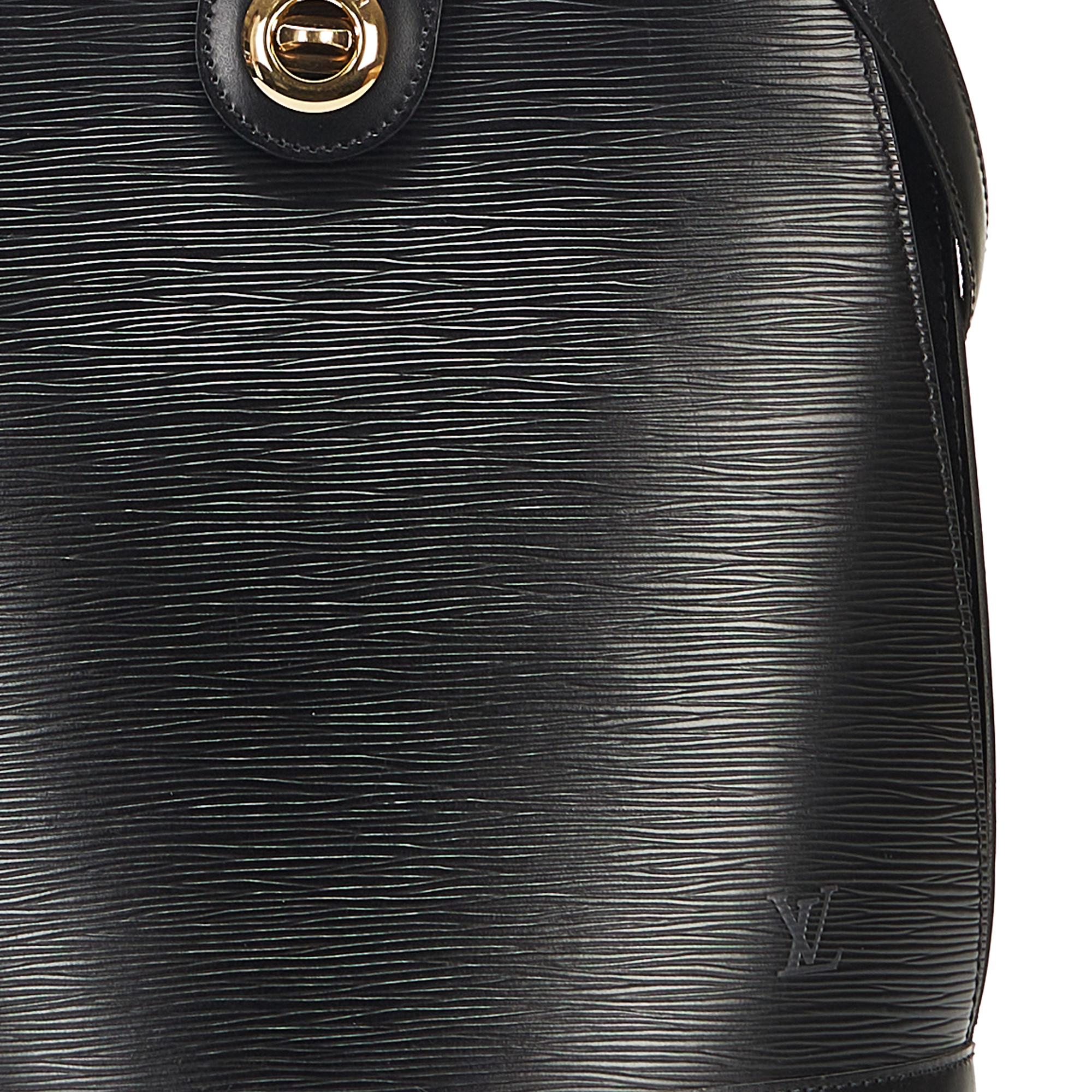 Louis Vuitton Epi Cluny (SHG-35105)