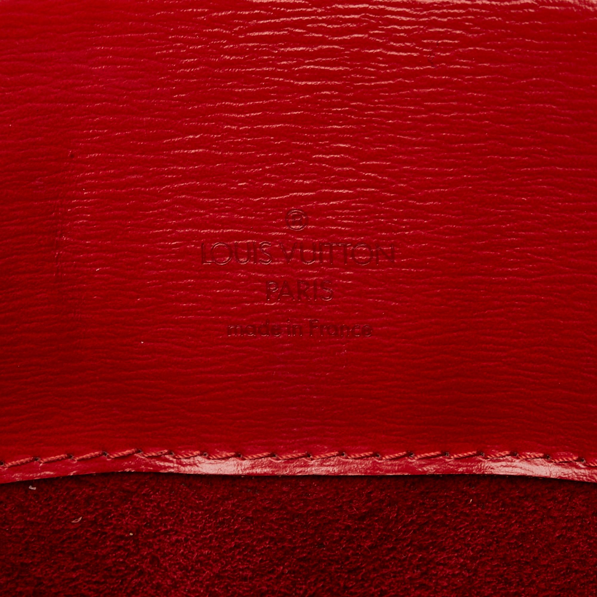 Louis Vuitton Epi Cluny (SHG-35926)