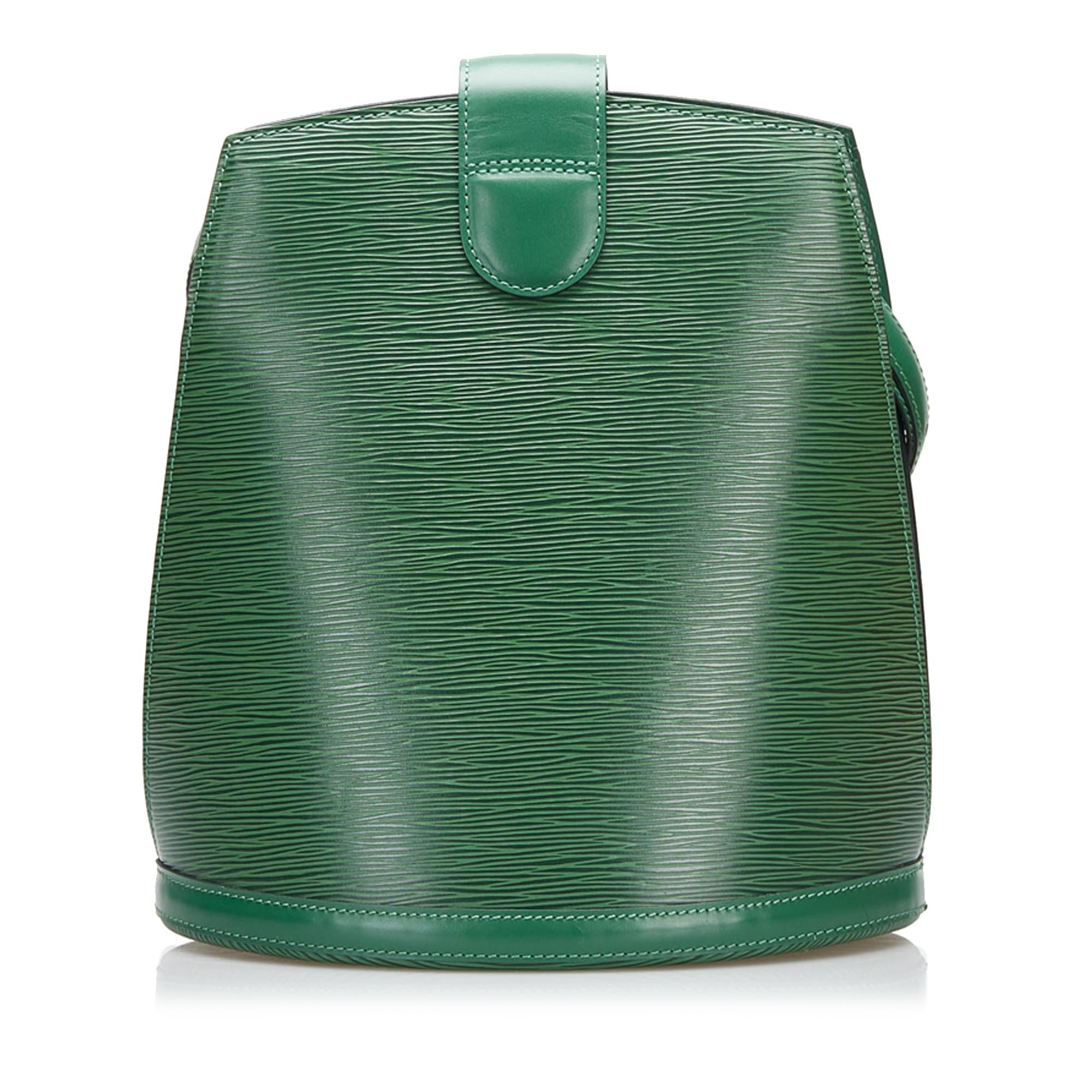 Louis Vuitton Epi Cluny (SHG-37053)