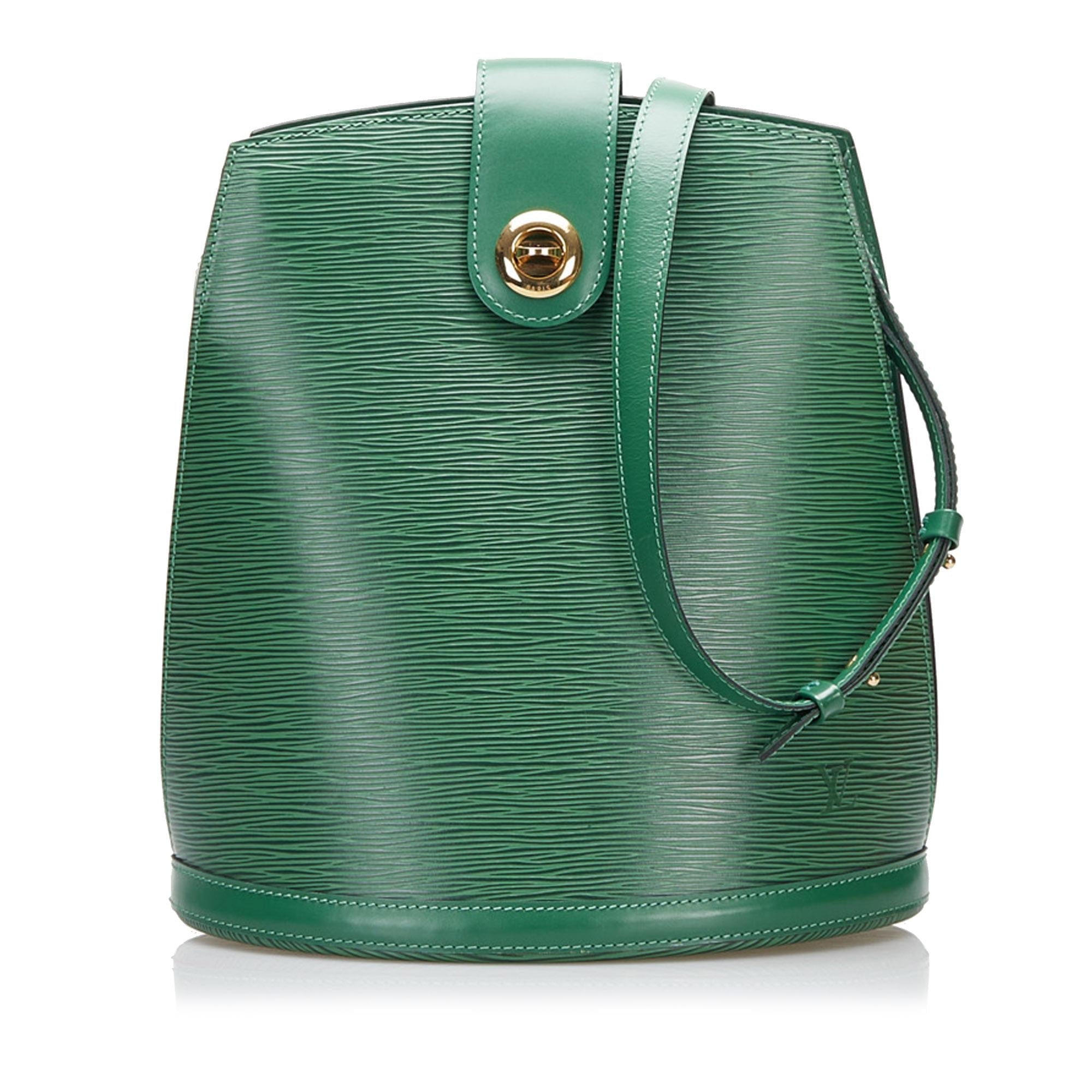 Louis Vuitton Epi Cluny (SHG-37053)