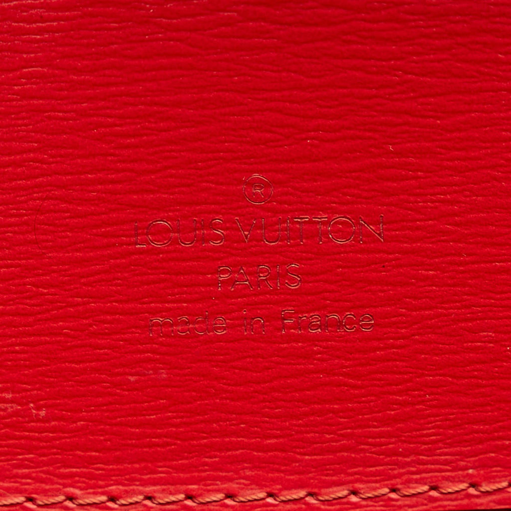 Louis Vuitton Epi Cluny (SHG-Py6lGx)