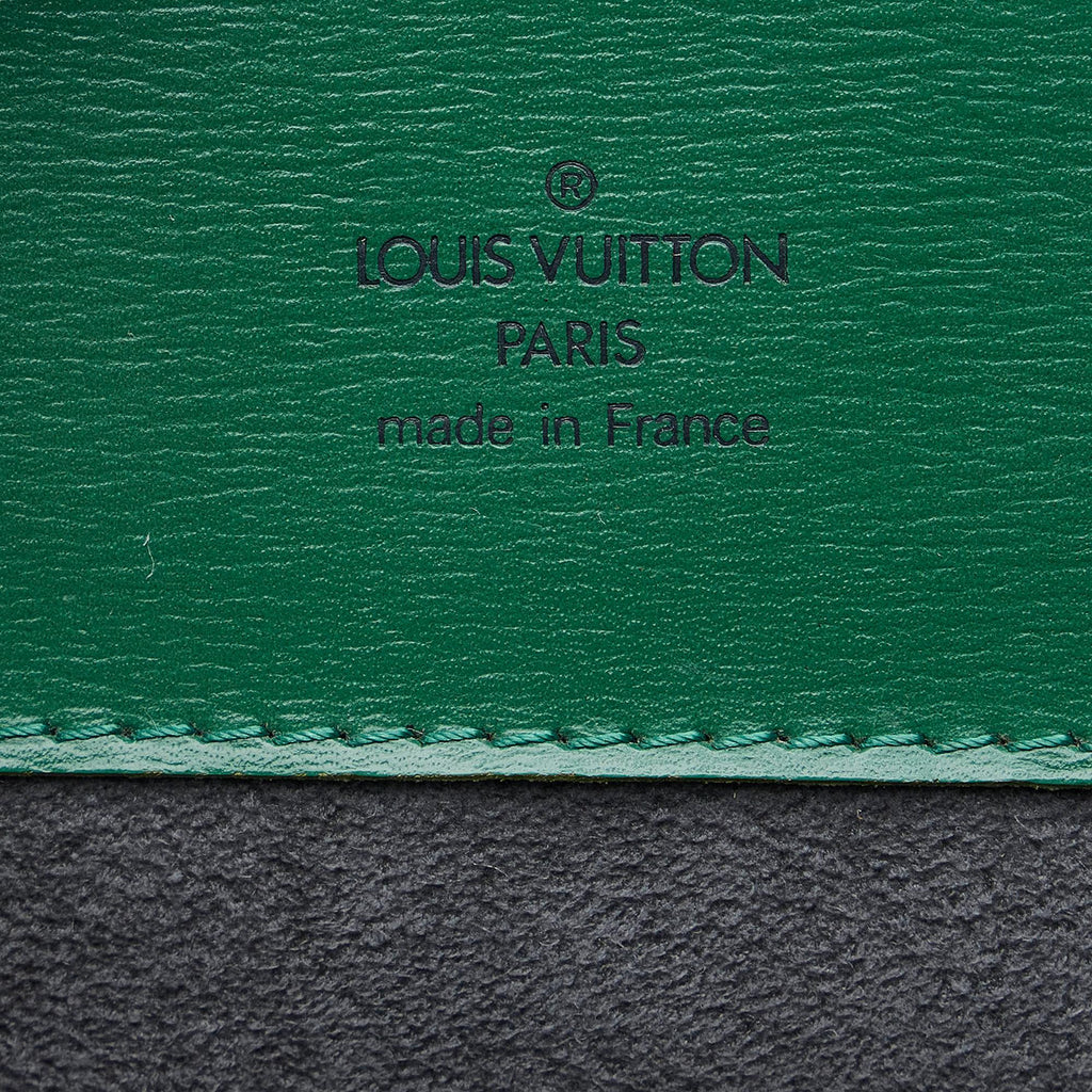 Louis Vuitton Epi Cluny (SHG-CP75BH)