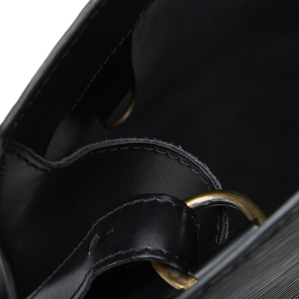 Louis Vuitton Epi Cluny (SHG-KJd9US)