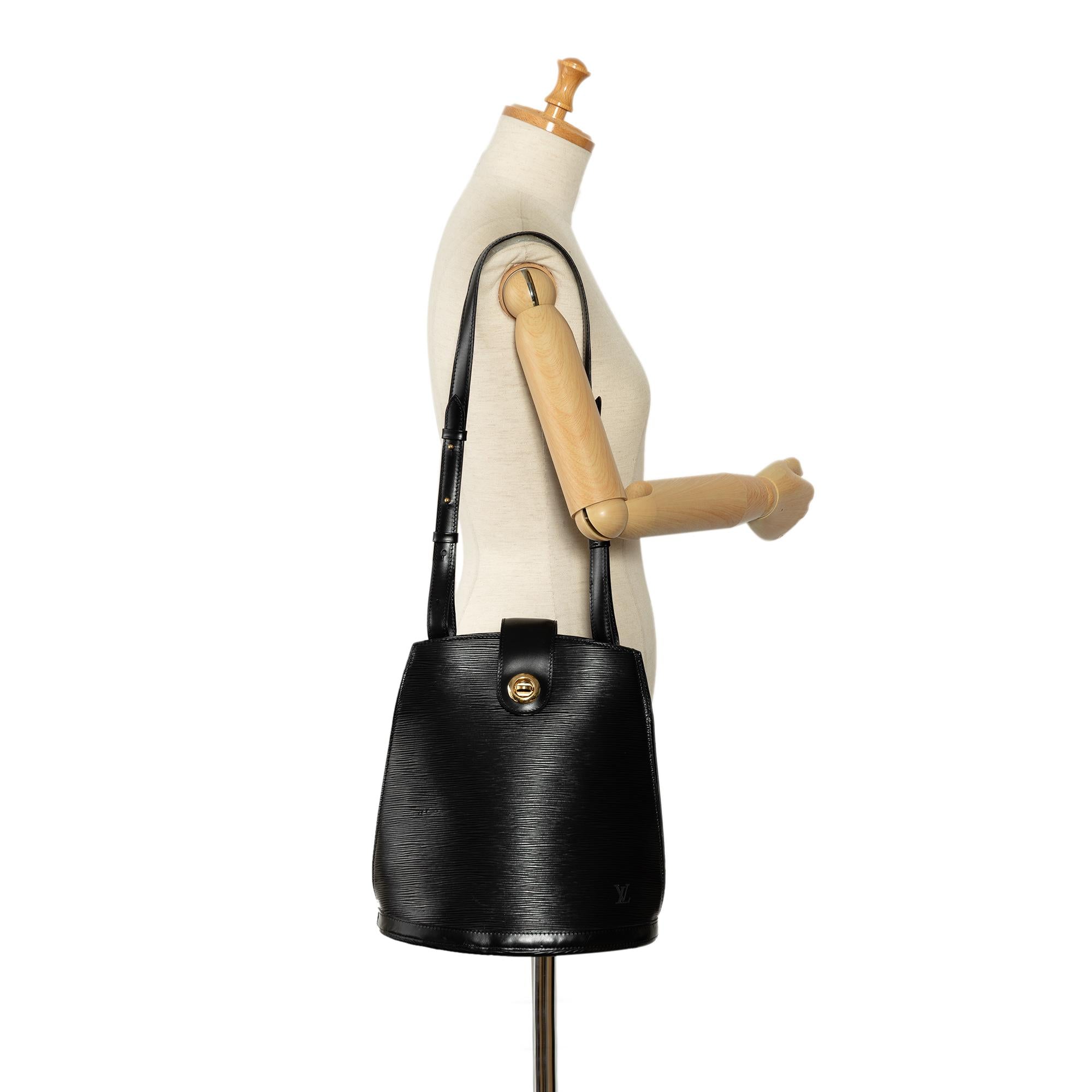Louis Vuitton Epi Cluny (SHG-YMmOX0)
