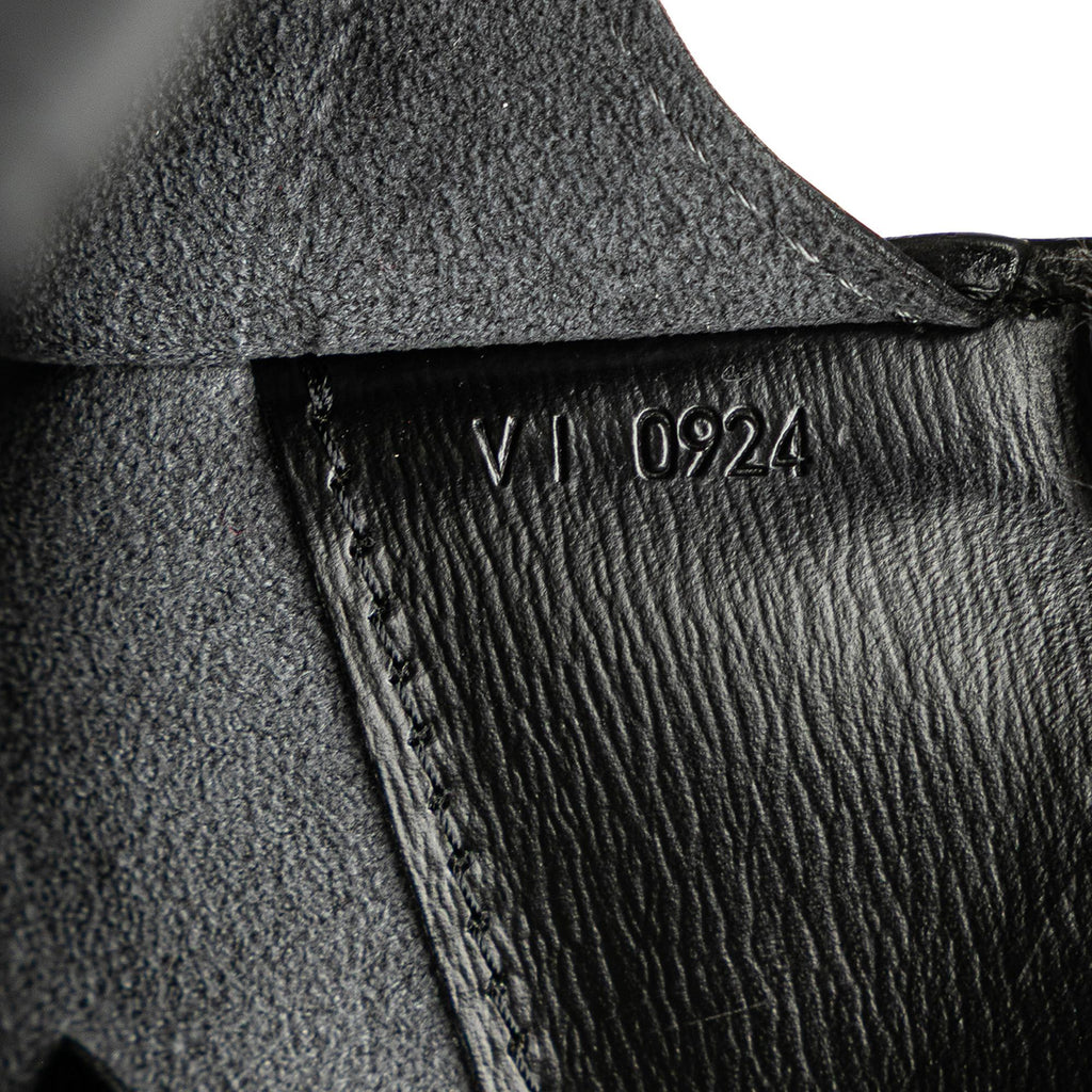 Louis Vuitton Epi Cluny