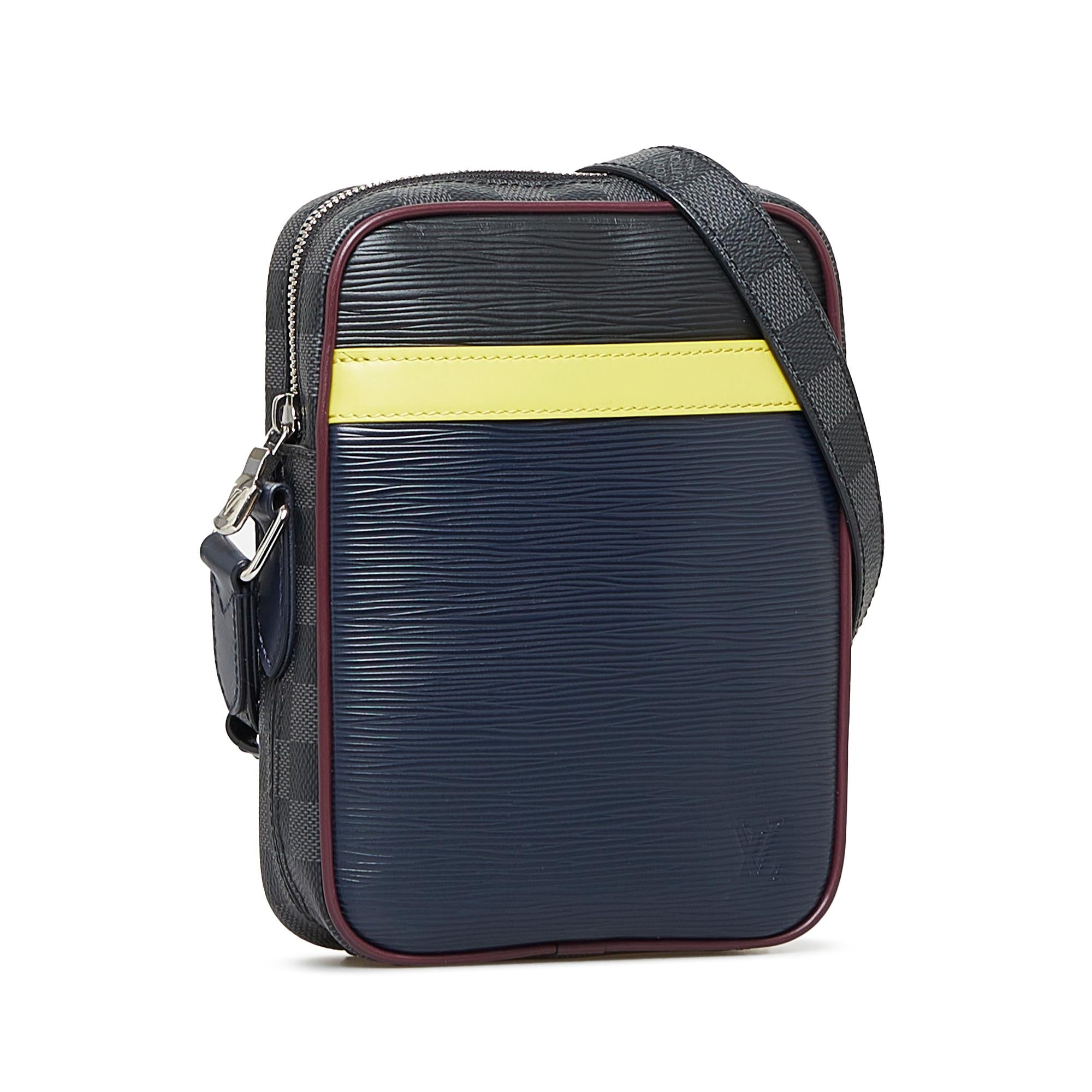Louis Vuitton Epi Danube (SHG-teNhMG)