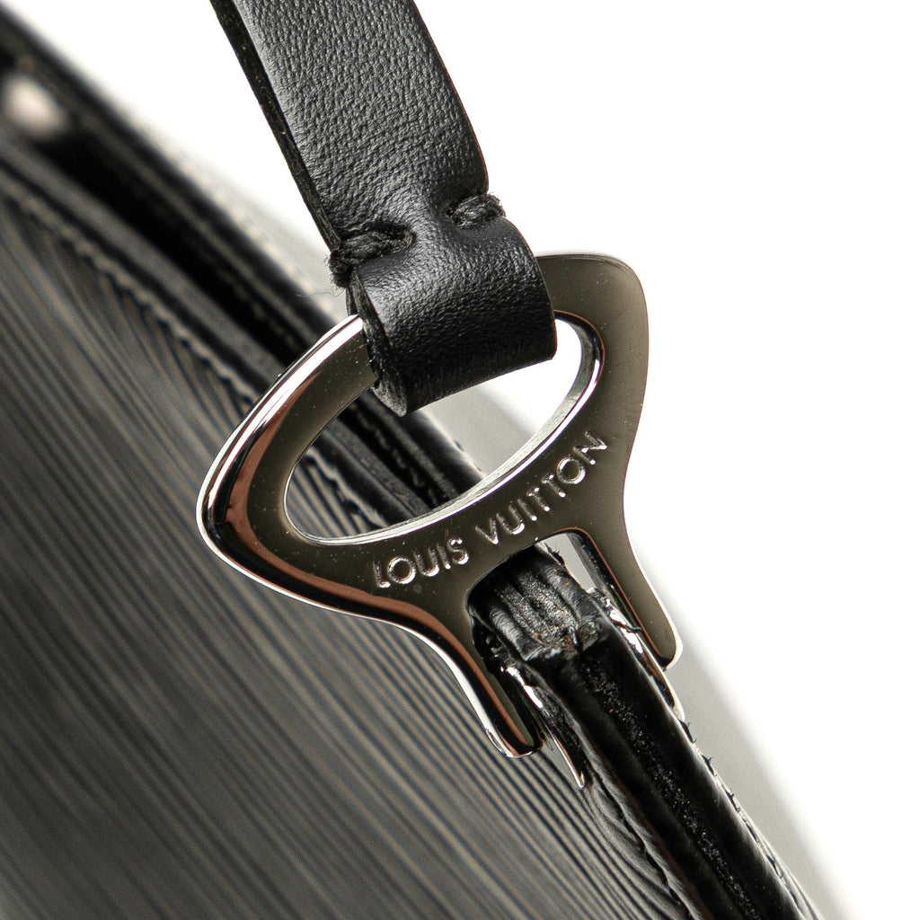 Louis Vuitton Epi Demi Lune Pochette