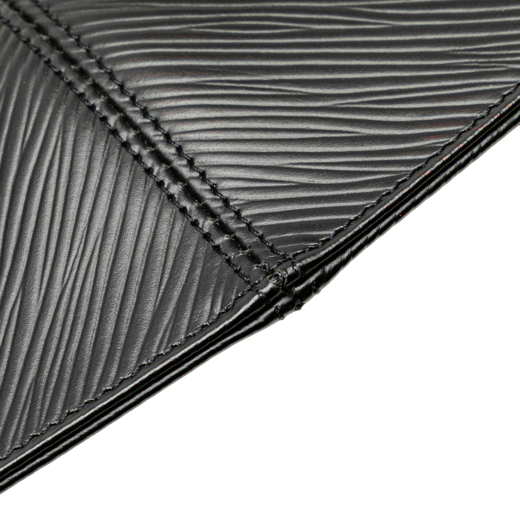 Louis Vuitton Epi Demi Lune Pochette
