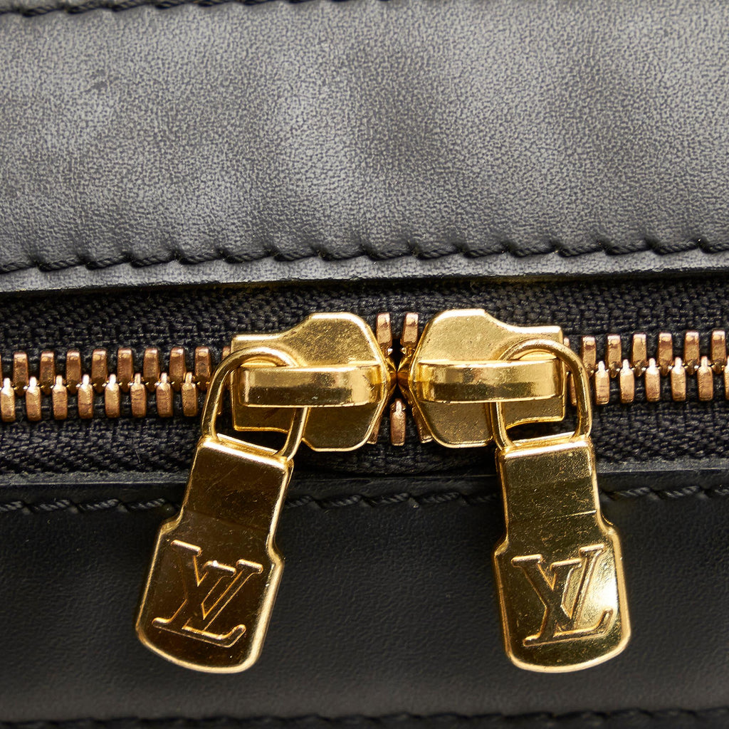 Louis Vuitton Epi Dhanura GM (SHG-OvNJ2r)