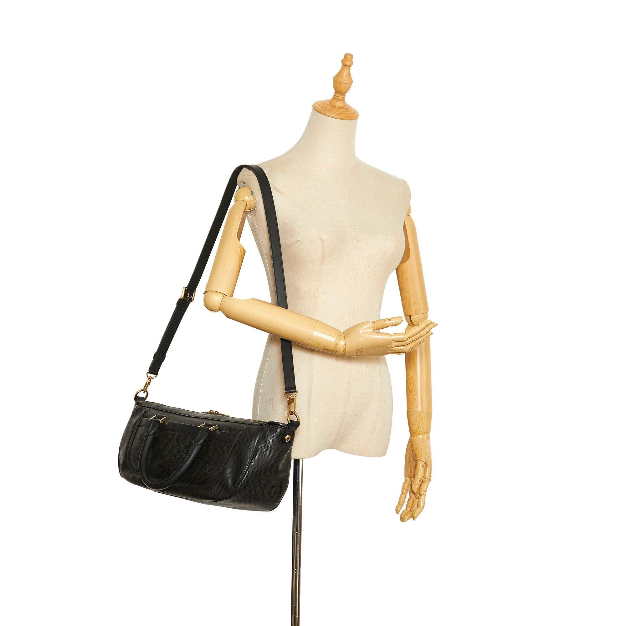Louis Vuitton Epi Dhanura GM (SHG-OvNJ2r)