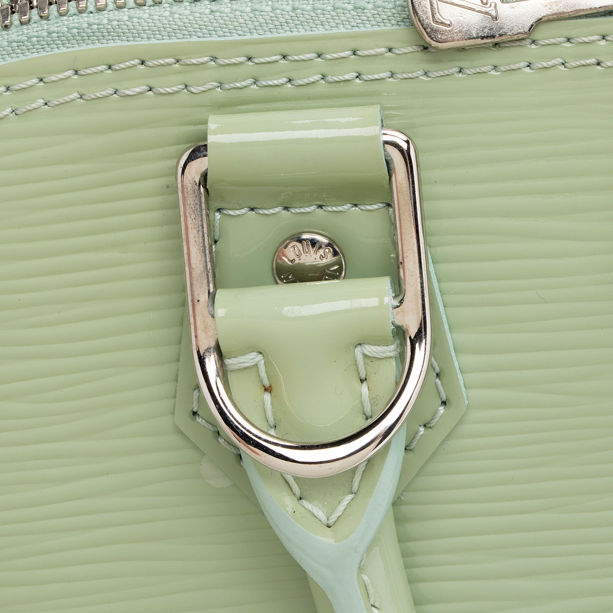 Louis Vuitton Epi Leather Alma PM Satchel (SHF-7RddEA)