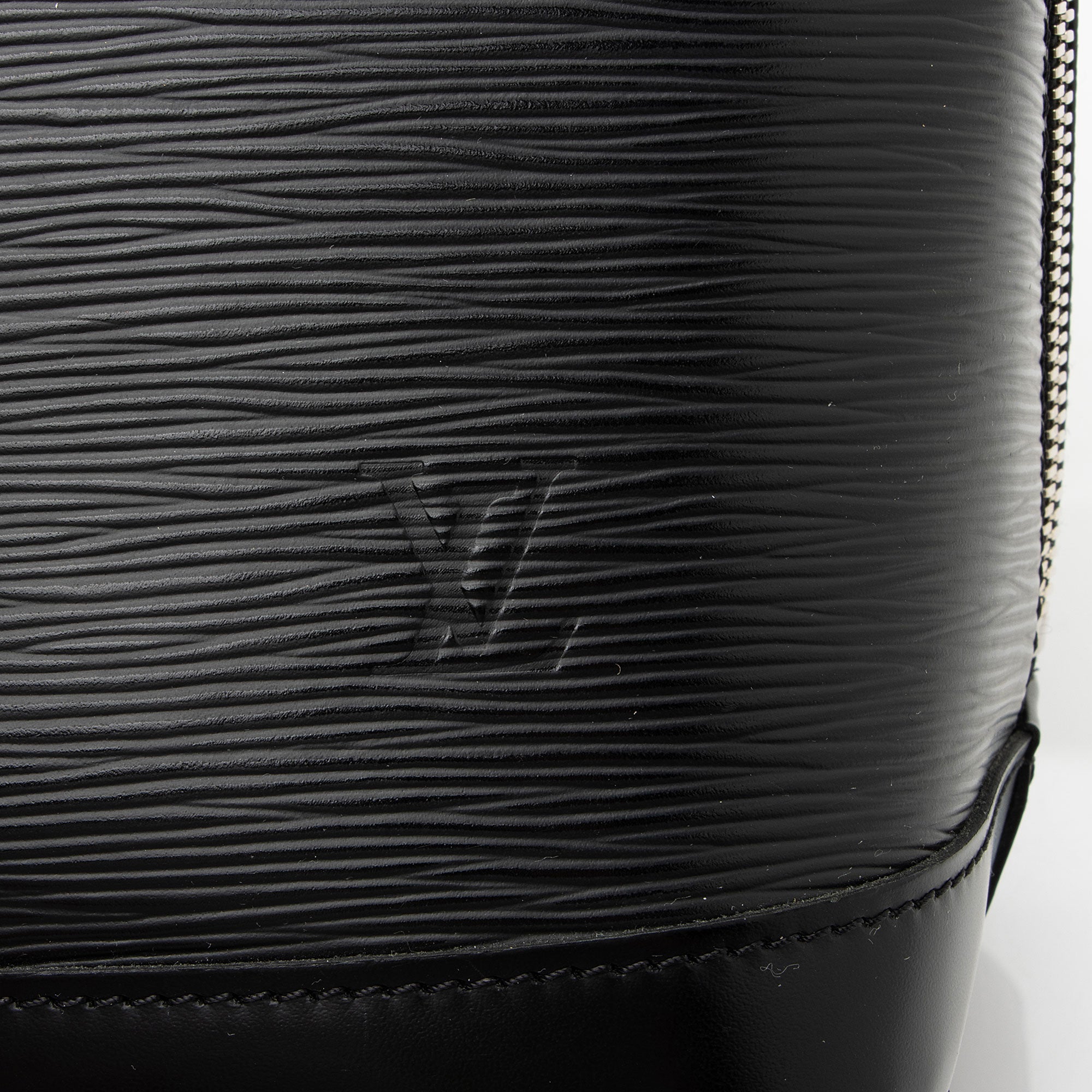 Louis Vuitton Epi Leather Alma PM Satchel (SHF-T3rPbv)