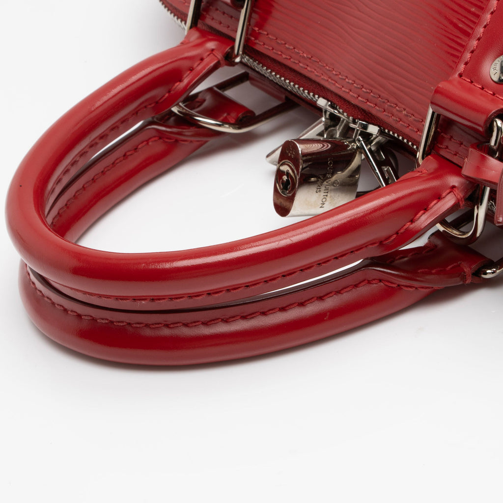Louis Vuitton Epi Leather Alma PM Satchel (SHF-WDQc4X)