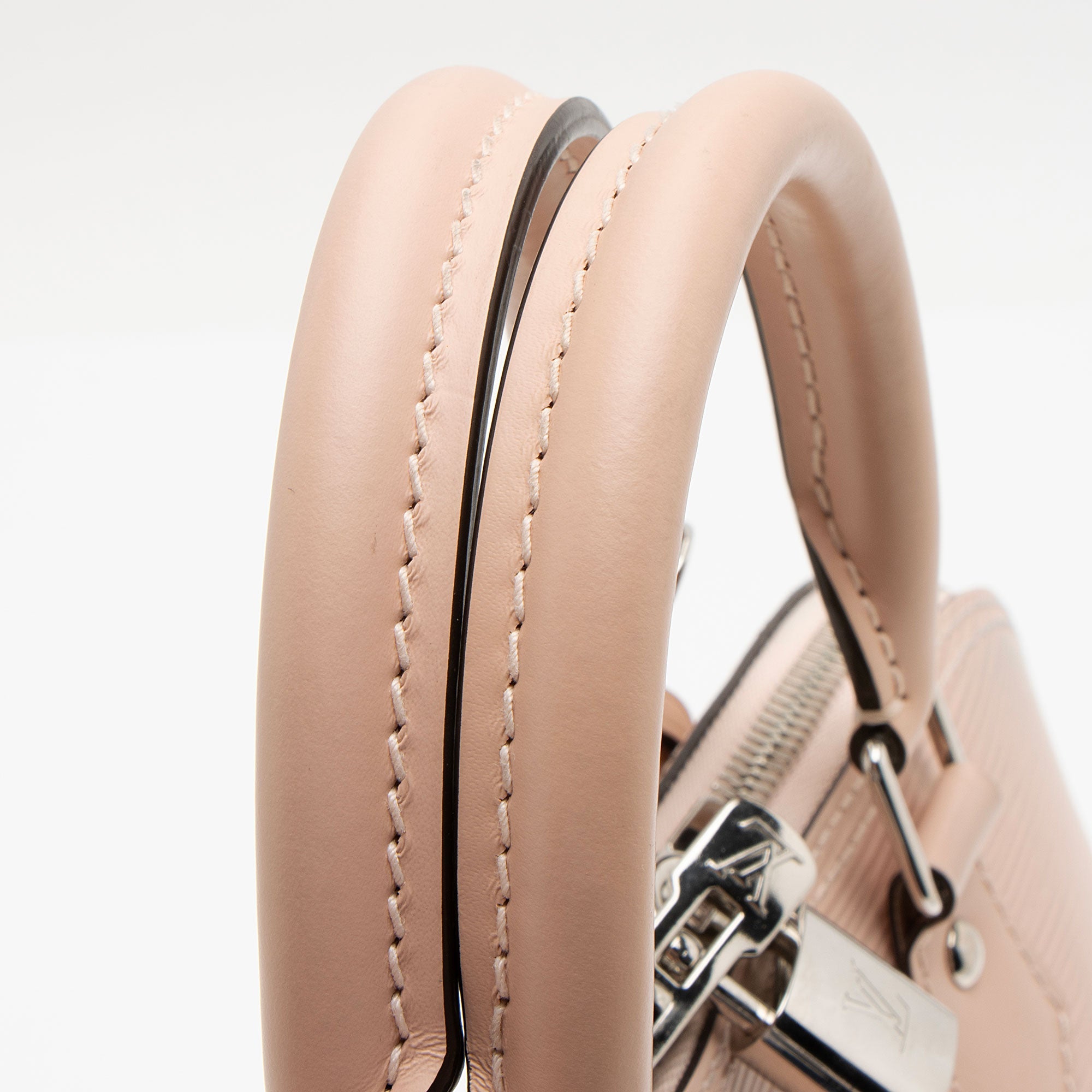 Louis Vuitton Epi Leather Alma PM Satchel (SHF-nAgTKF)