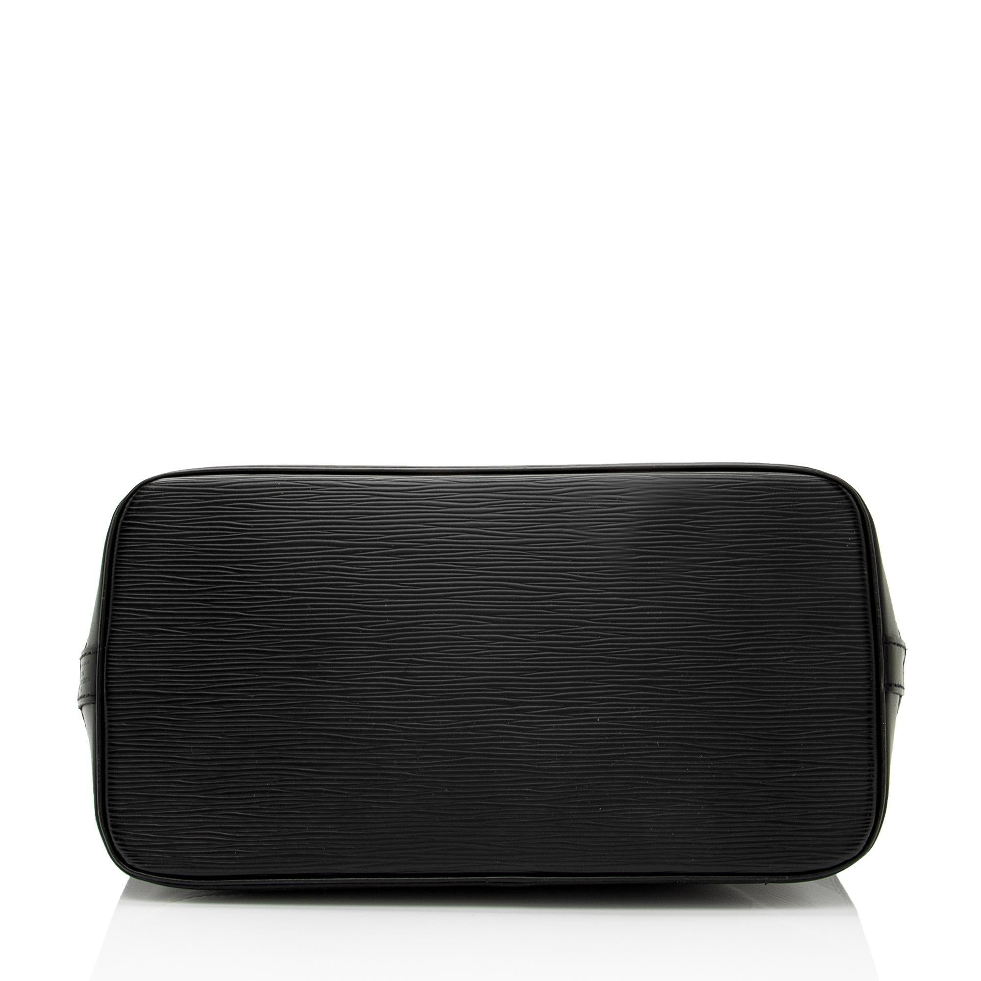 Louis Vuitton Epi Leather Alma PM Satchel (SHF-ZbcQp6)