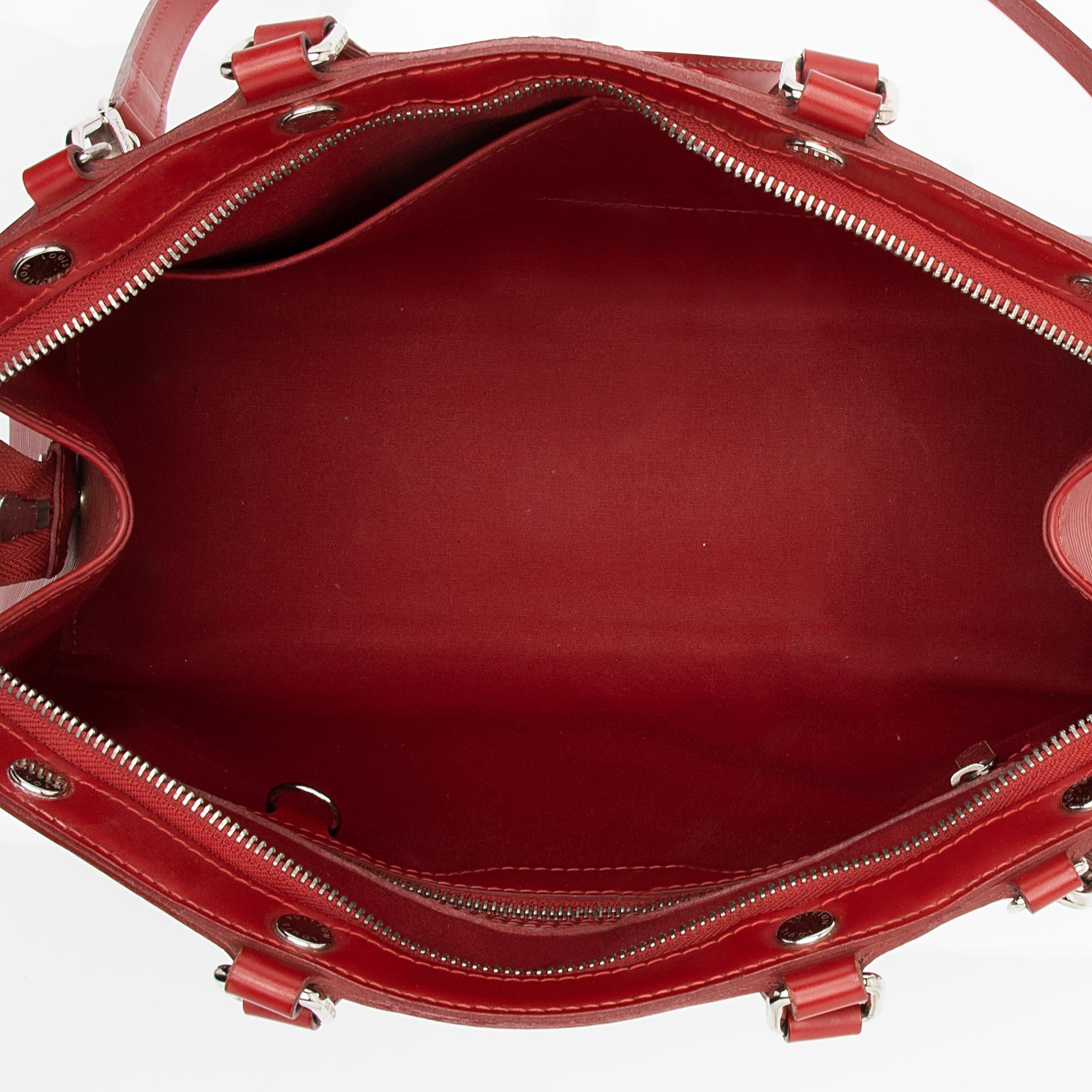 Louis Vuitton Epi Leather Brea MM Satchel (SHF-23290)