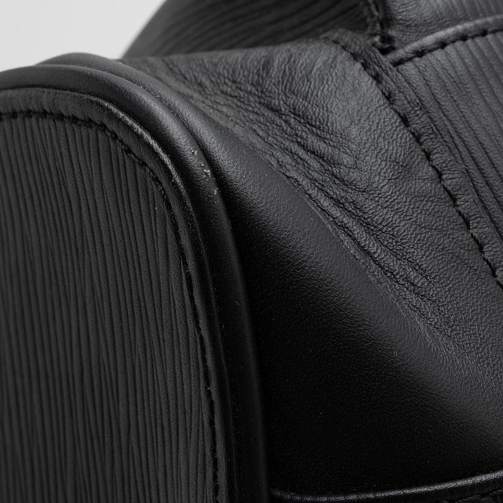 Louis Vuitton Epi Leather Christopher PM Backpack (SHF-22670)