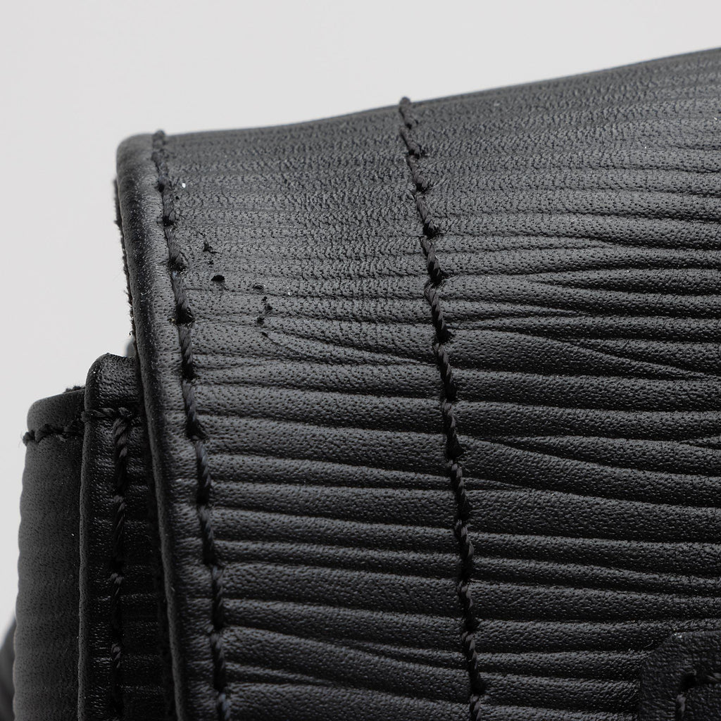Louis Vuitton Epi Leather Christopher PM Backpack (SHF-22670)
