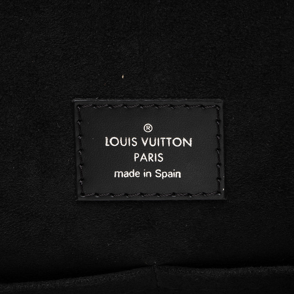 Louis Vuitton Epi Leather Cluny BB Satchel (SHF-0f2UPq)
