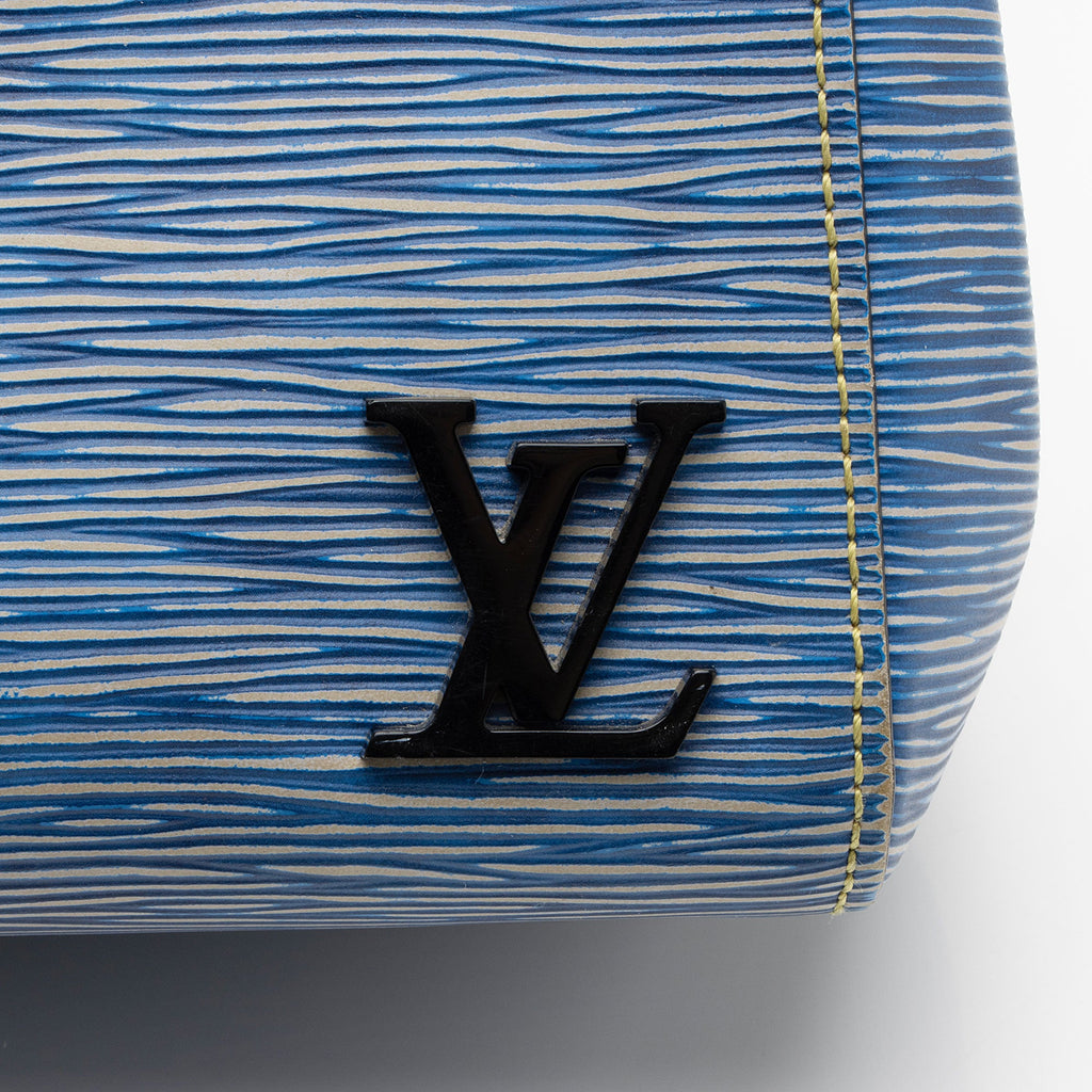 Louis Vuitton Epi Leather Cluny BB Satchel (SHF-naLSrm)