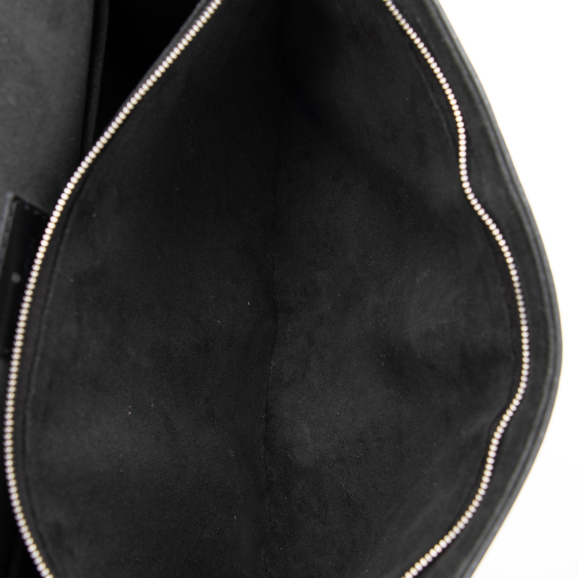 Louis Vuitton Epi Leather Cluny MM Satchel (SHF-deMCTk)