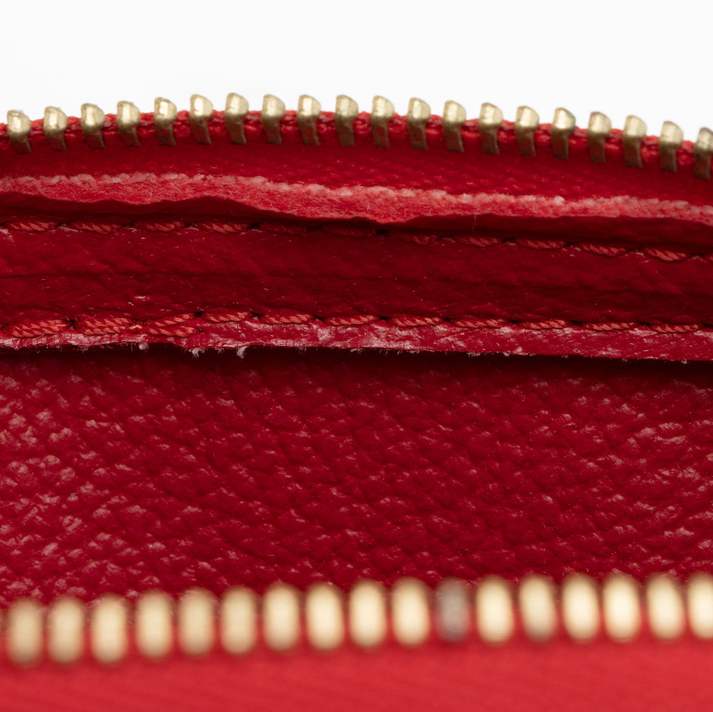 Louis Vuitton Epi Leather Cosmetic Pouch (SHF-23112)