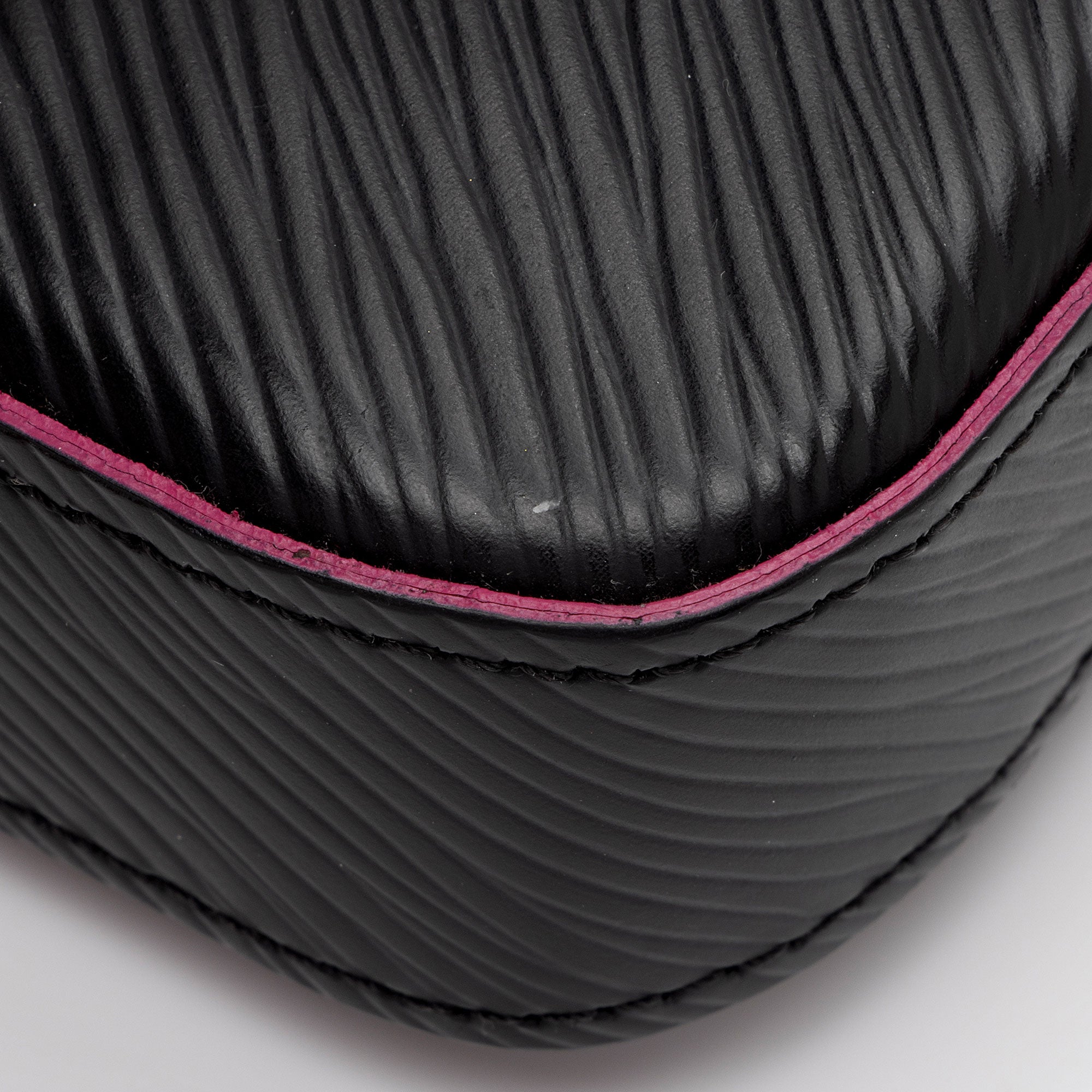 Louis Vuitton Epi Leather Felicie Pochette (SHF-ELf5Sn)