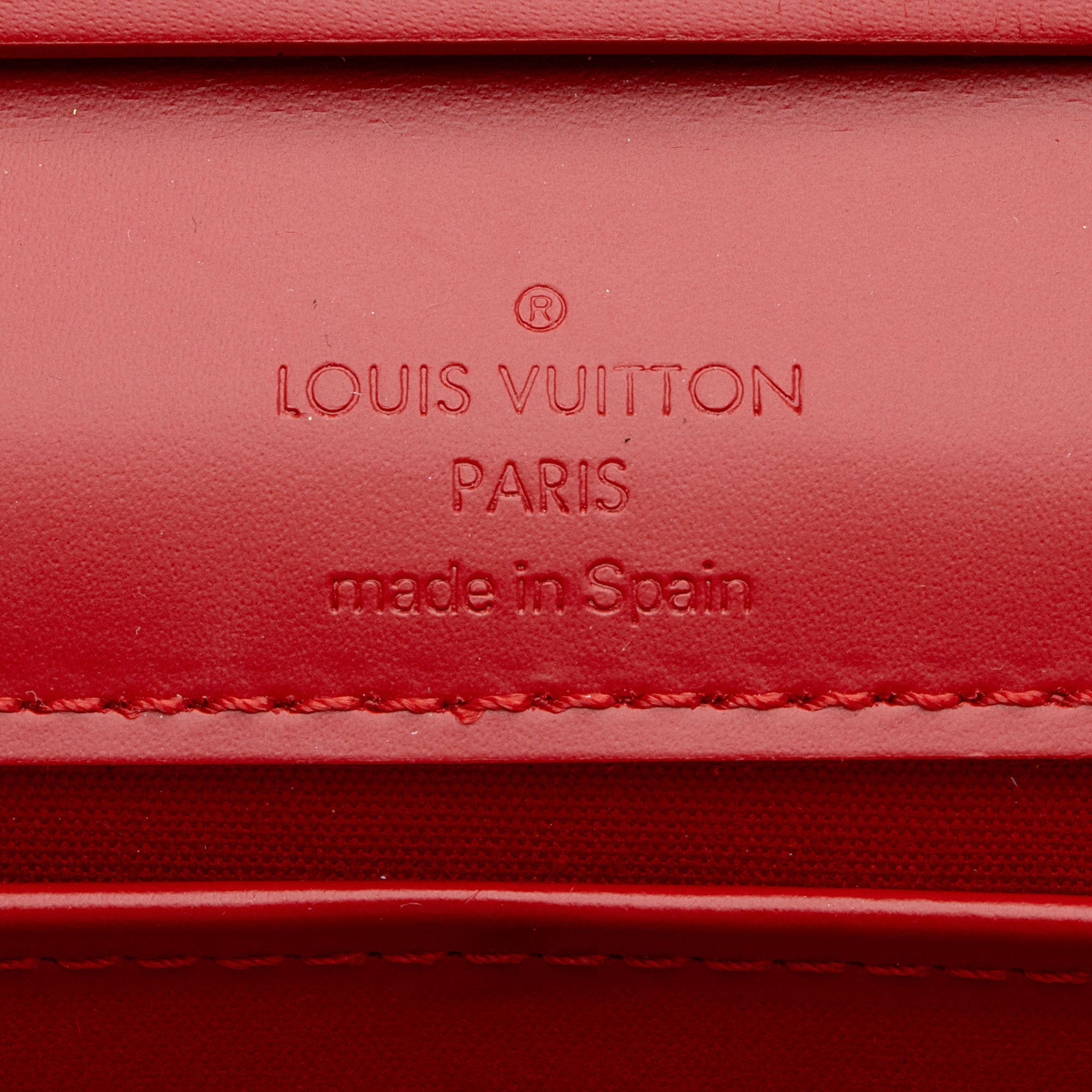 Louis Vuitton Epi Leather Honfleur Clutch (SHF-7NsxuZ)