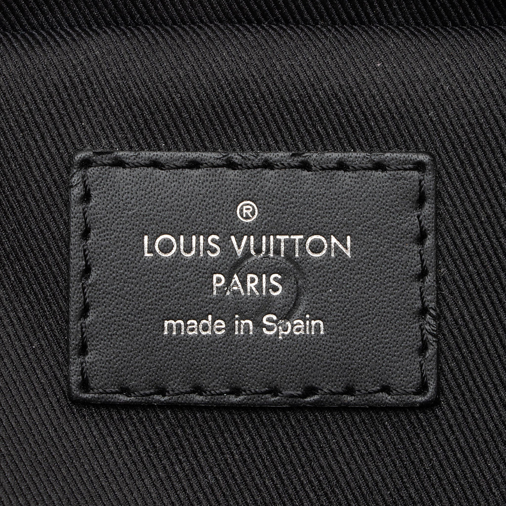 Louis Vuitton Epi Leather Initials Danube PM Shoulder Bag (SHF-7ARfrs)