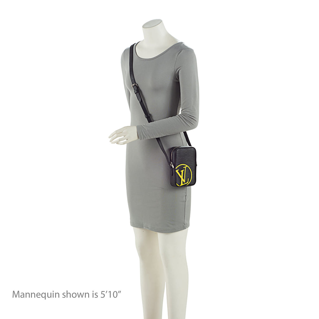 Louis Vuitton Epi Leather Initials Danube PM Shoulder Bag (SHF-KpfDfk)