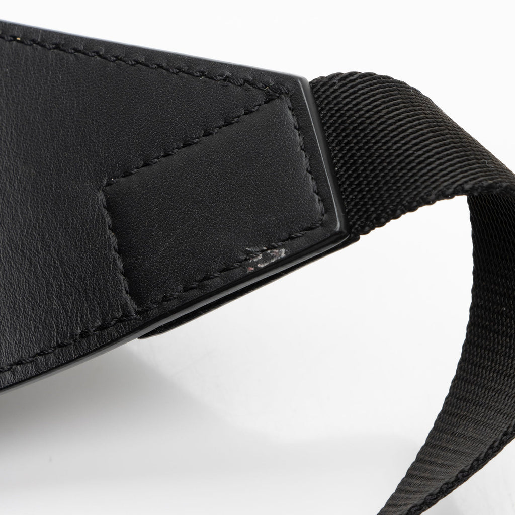 Louis Vuitton Epi Leather LV Circle Bumbag