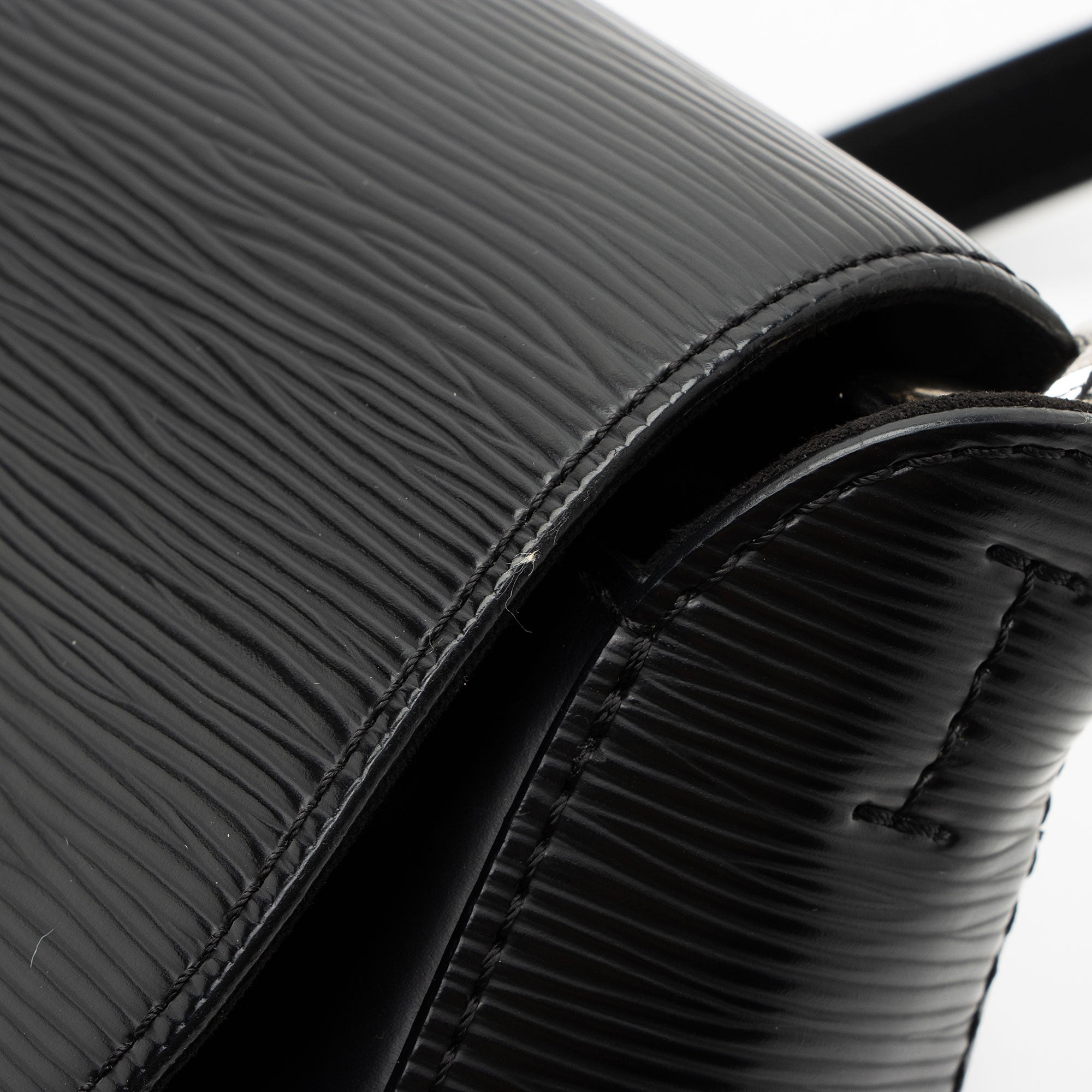 Louis Vuitton Epi Leather Luna Shoulder Bag