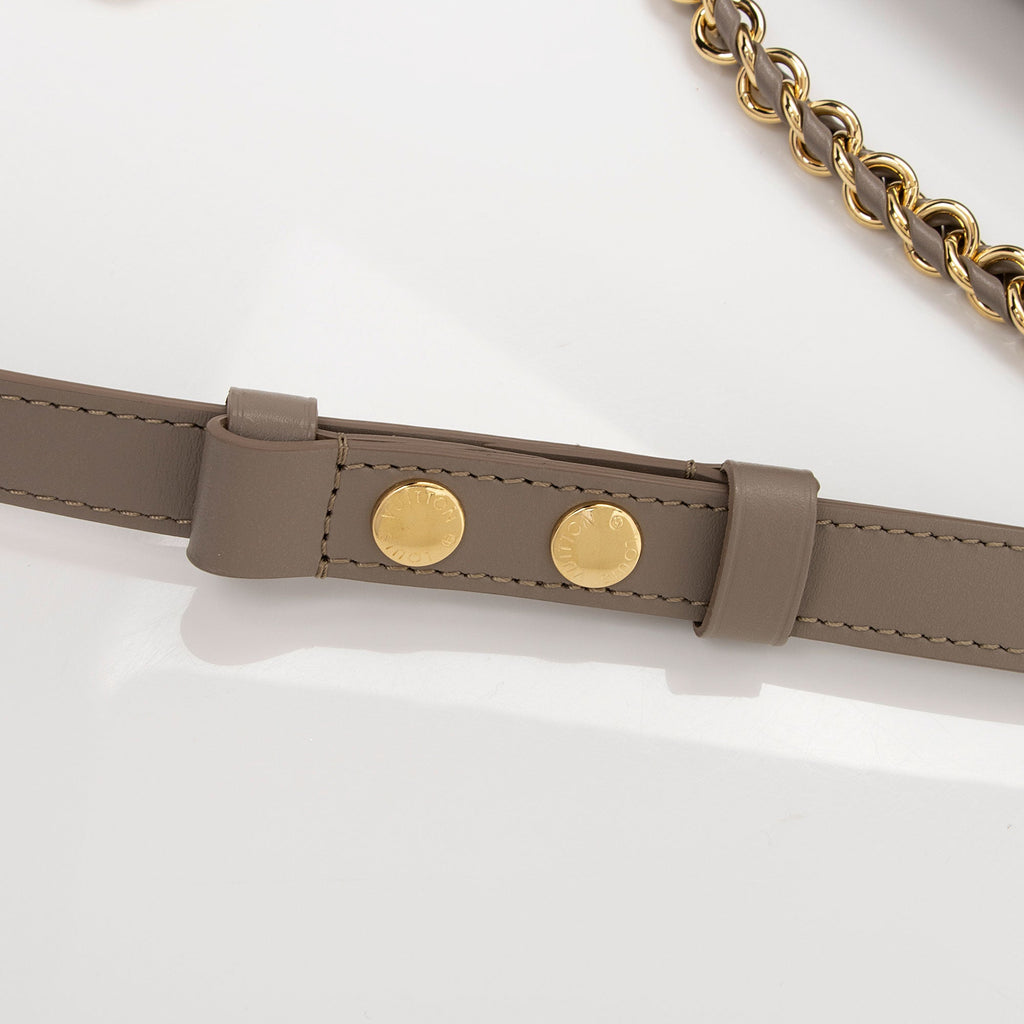 Louis Vuitton Epi Leather Mini Dauphine Shoulder Bag (SHF-97mmnE)