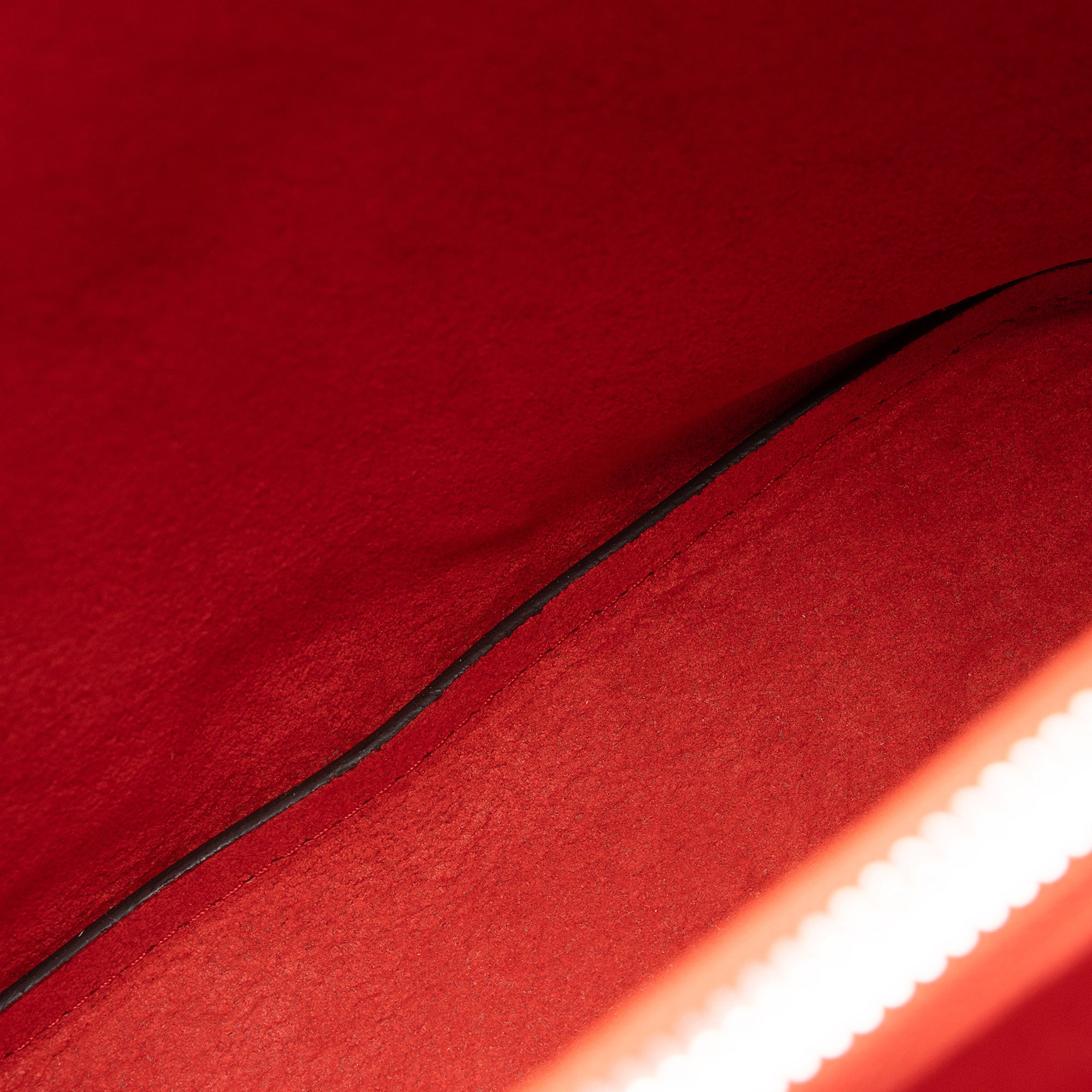 Louis Vuitton Epi Leather Neonoe Shoulder Bag (SHF-GEeAHX)