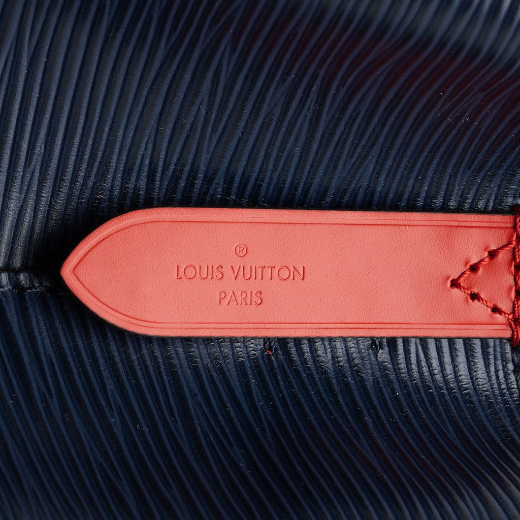 Louis Vuitton Epi Leather Neonoe Shoulder Bag (SHF-GEeAHX)