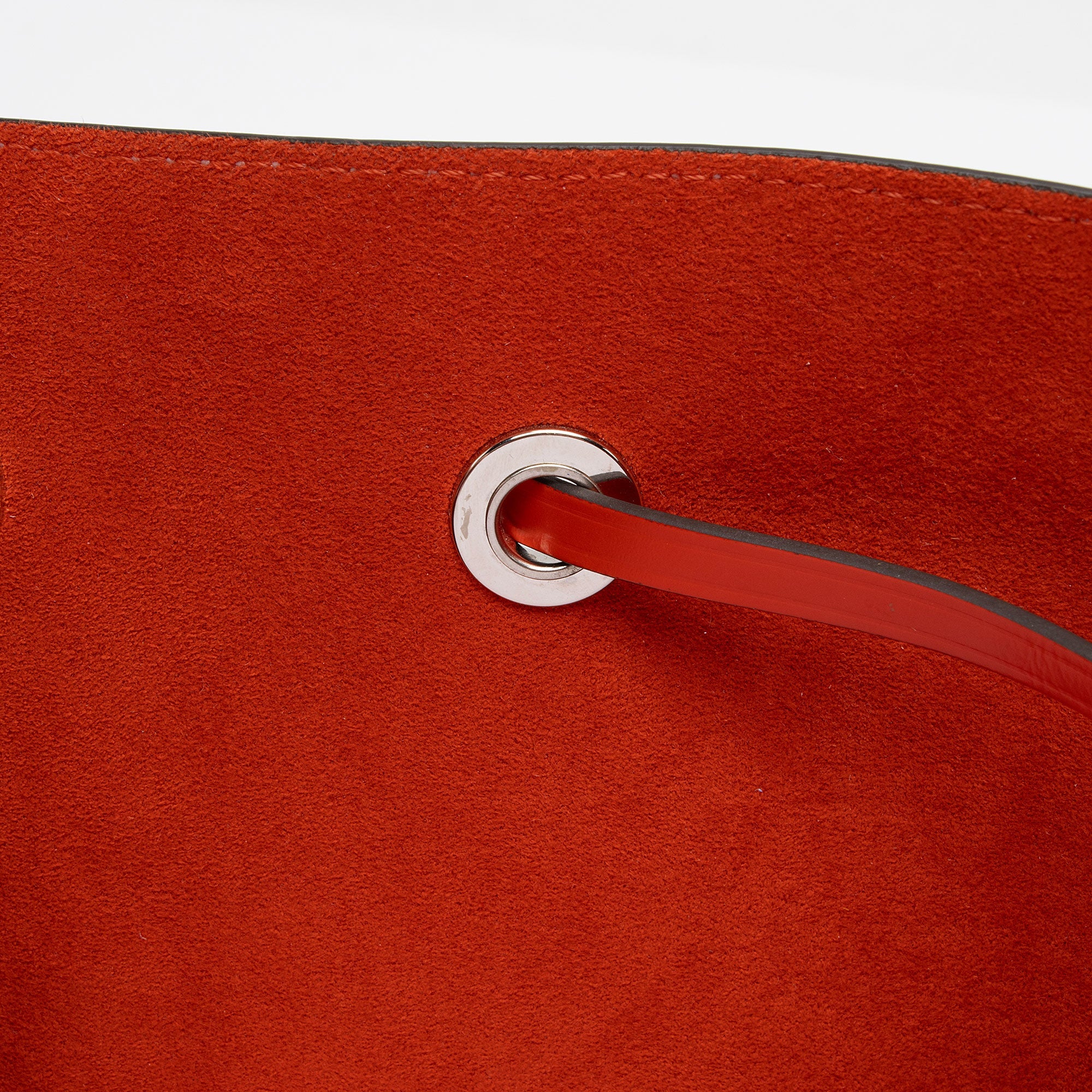 Louis Vuitton Epi Leather Neonoe Shoulder Bag (SHF-hXZ72c)
