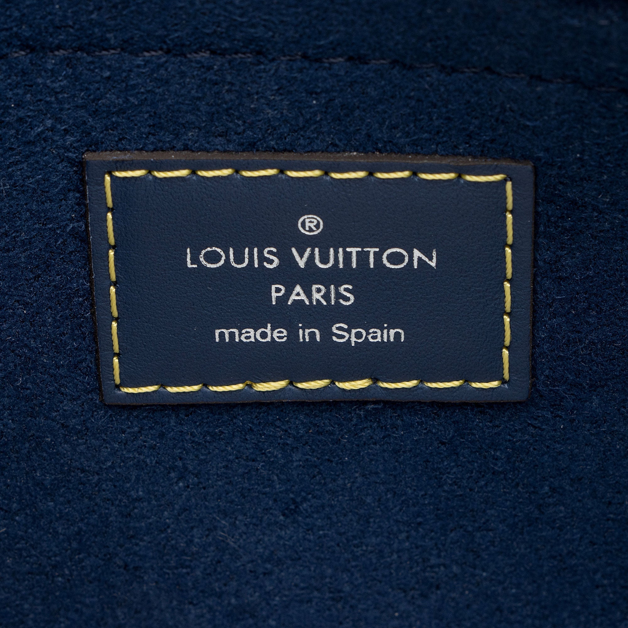 Louis Vuitton Epi Leather Neverfull MM Pochette