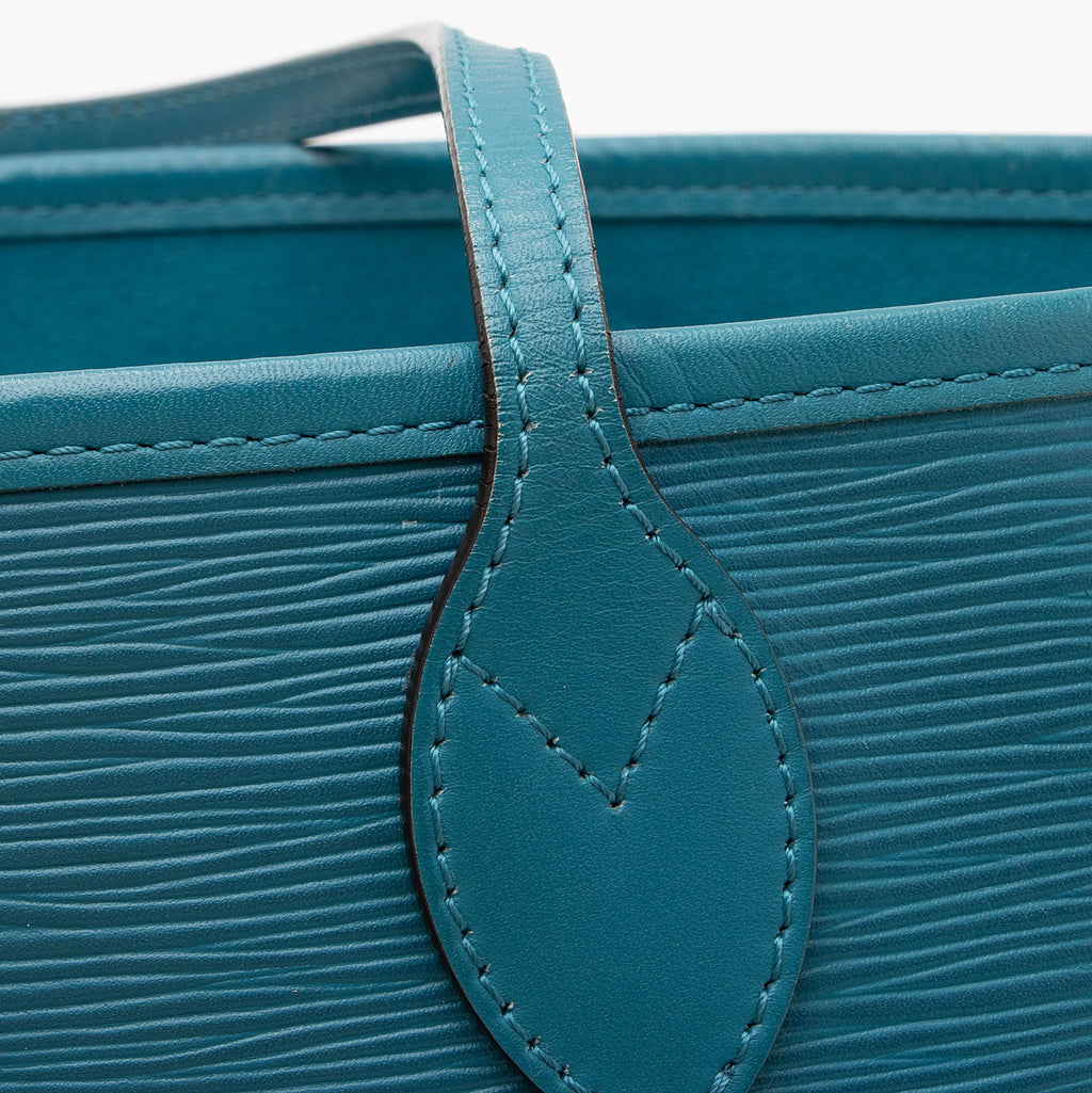 Louis Vuitton Epi Leather Neverfull MM Tote with Pochette (SHF-dJog5s)